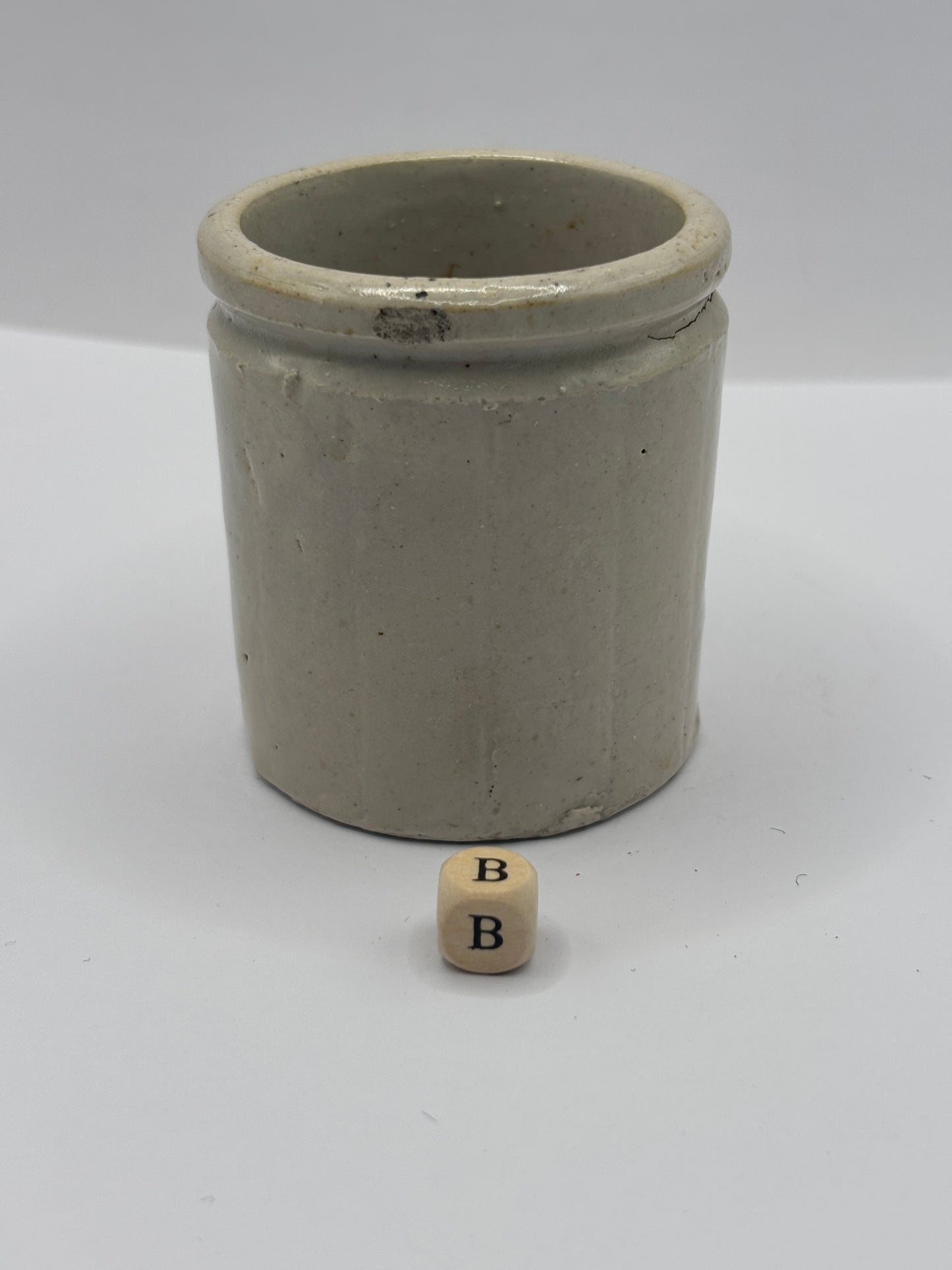 Old mini ribbed stoneware jam pot (B)