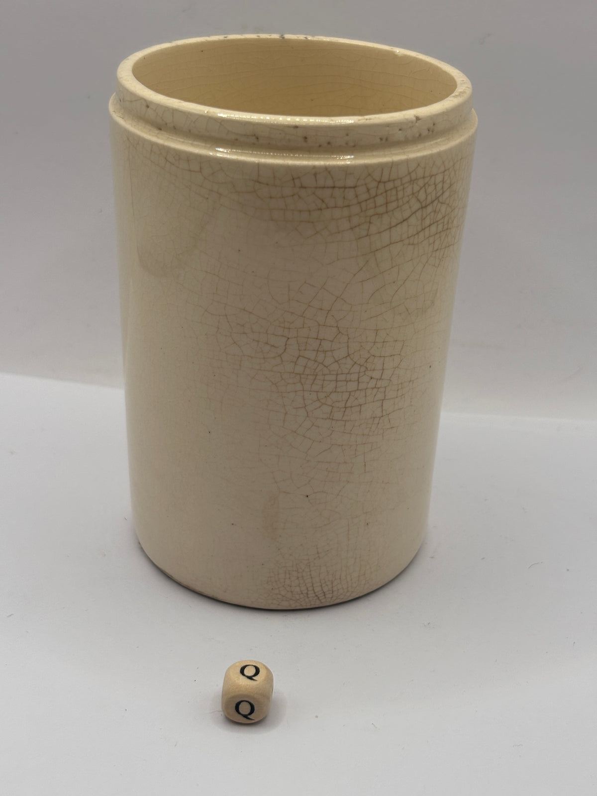 Old 1lb stoneware marmalade pot, James Keiller Dundee marmalade (Q)