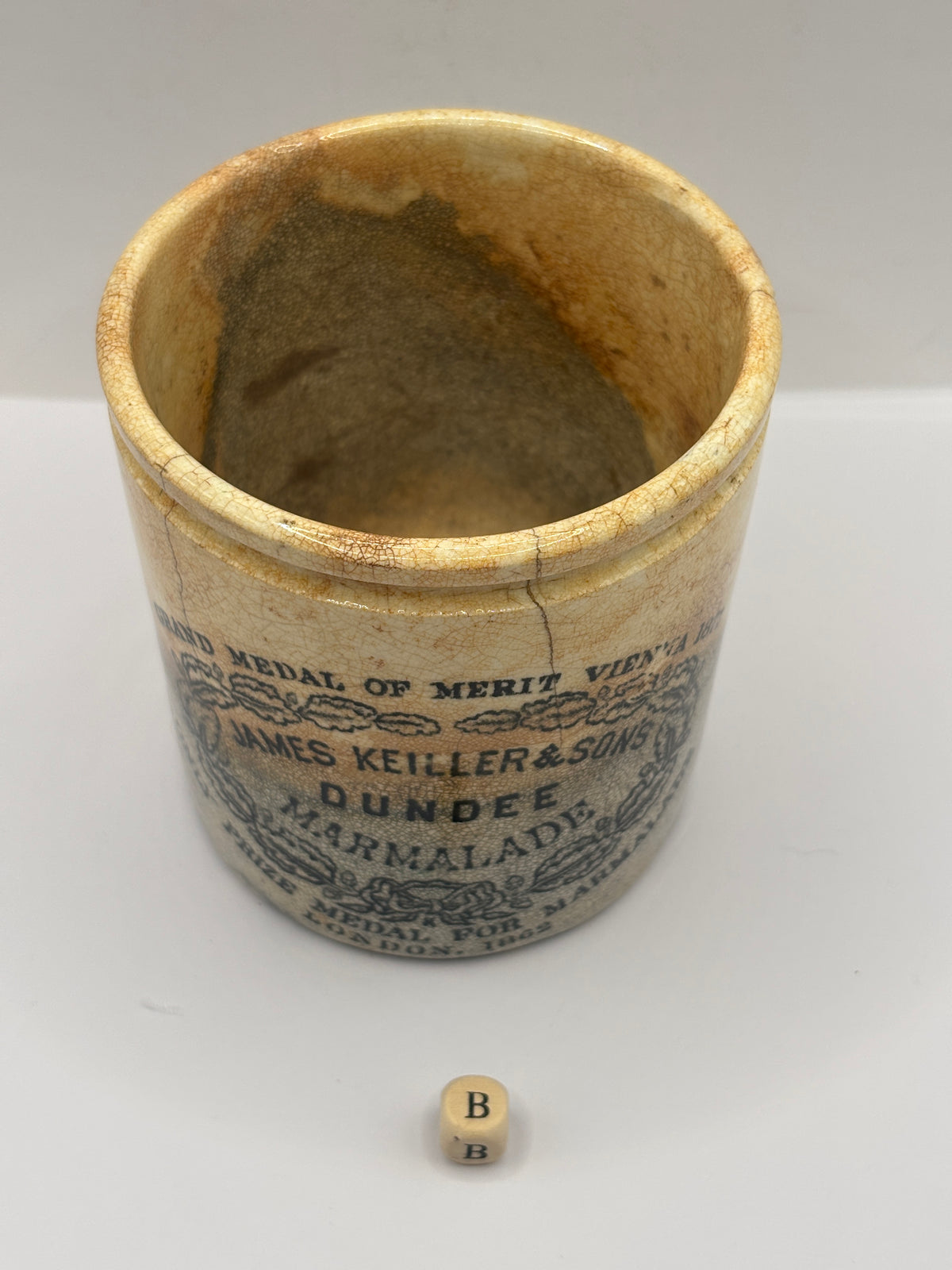 Old 1lb stoneware marmalade pot, James Keiller Dundee marmalade (B) hairlines
