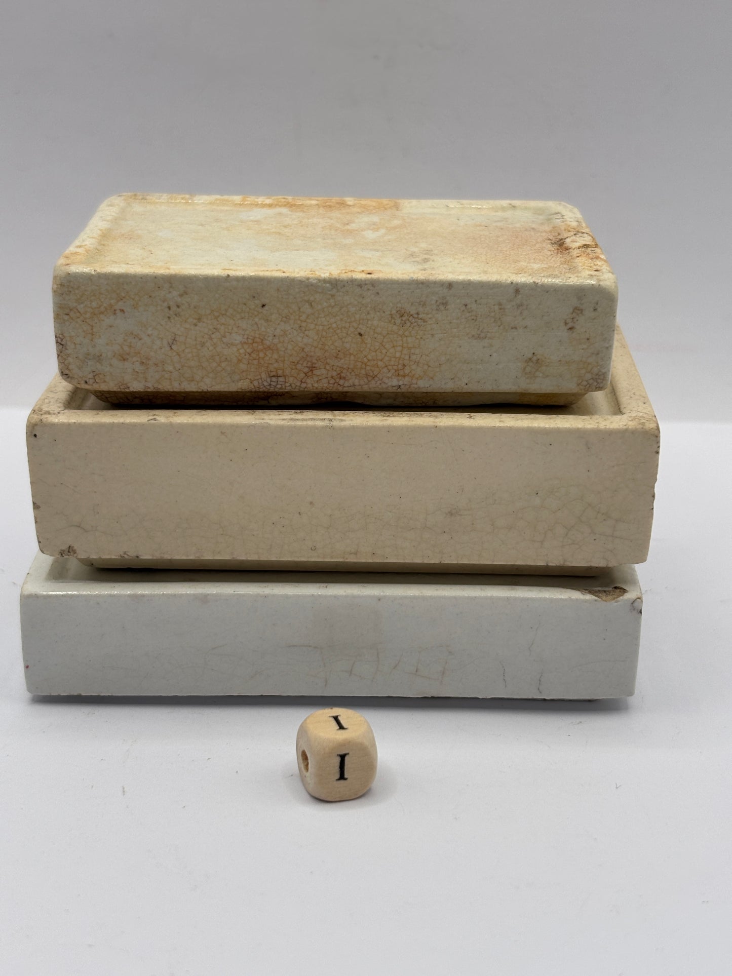 3 rarer rectangle shaped pot lid bases, stackers (i) damages