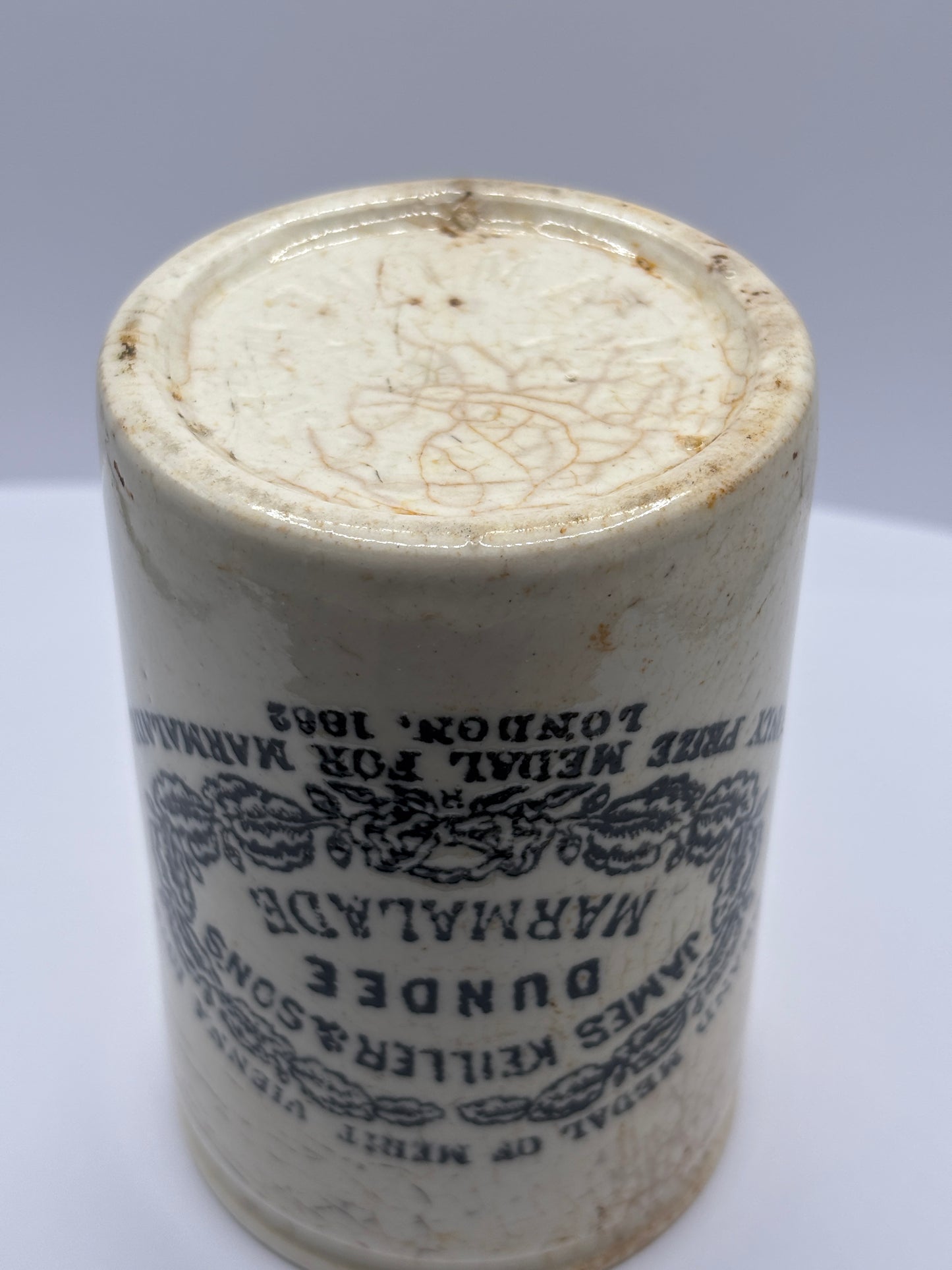 Old 1lb James Keiller Dundee marmalade jar. Hairline