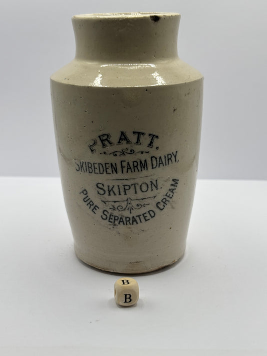 Old Skipton advertising cream pot (B) Skibeden farm dairy
