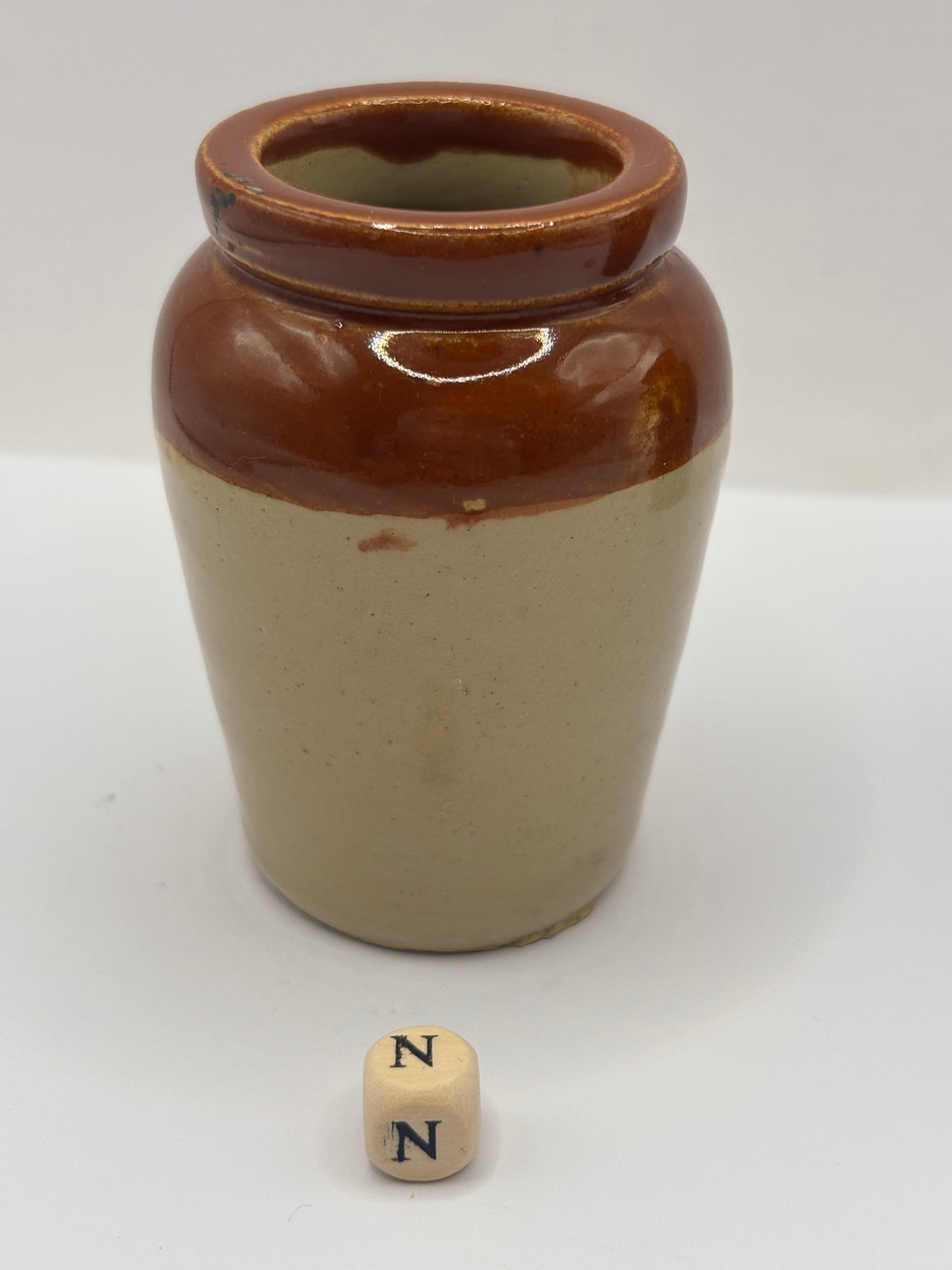 Old advertising cream pot, Hailwoods Manchester (N)