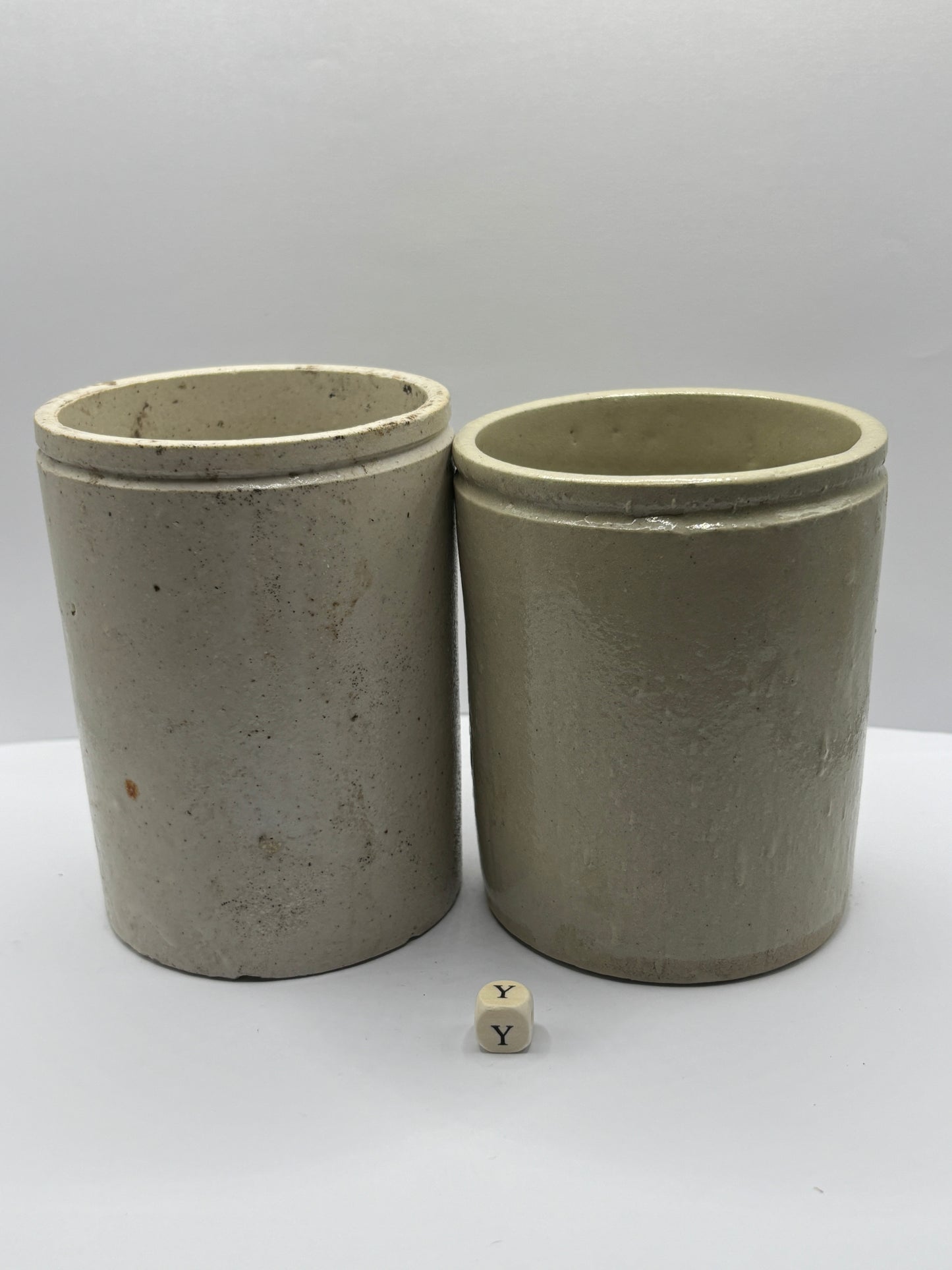 2 old stoneware jam pots (Y)