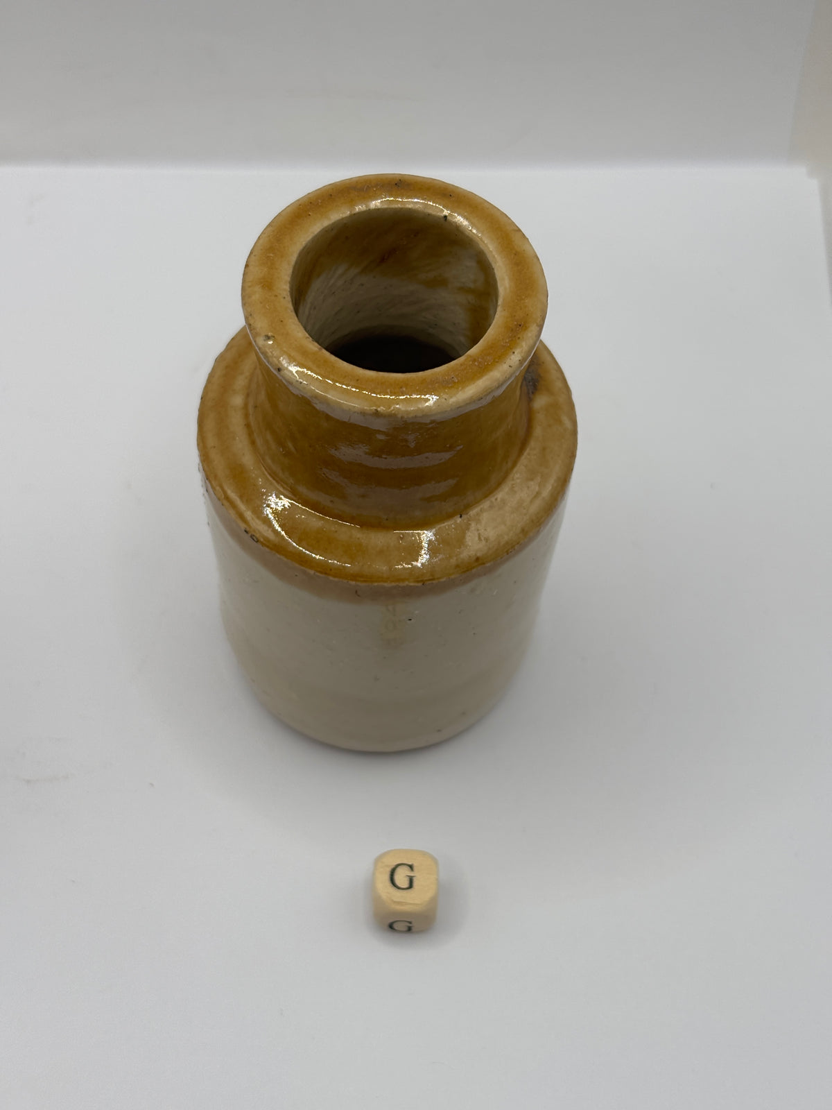 Old mini stoneware blacking pot (G) 9.5cms