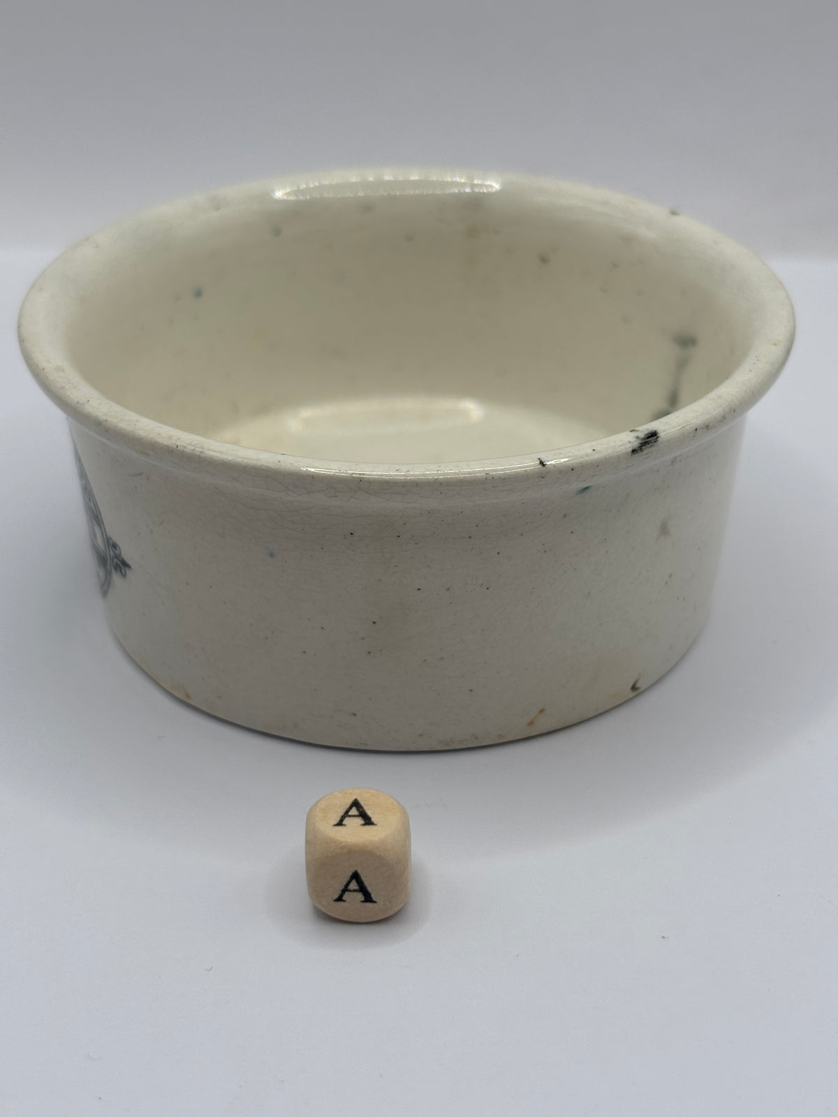 Old advertising meat paste pot, Plumtree home potted meats (a)