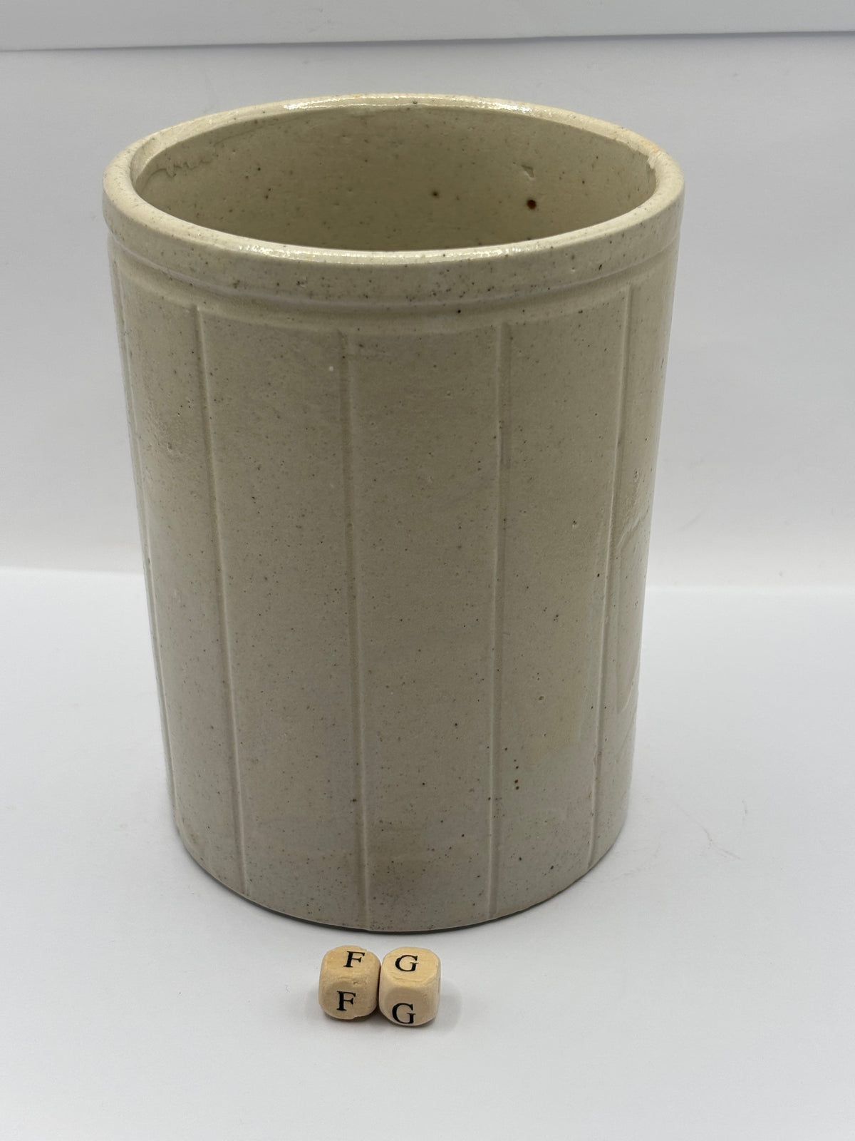 Old 2lb ribbed stoneware jam pot (FG) Hartleys