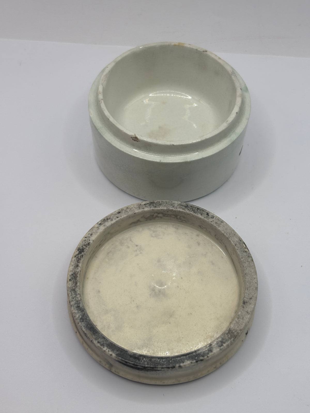 Old advertising lid and base. Woods Dandruff Pomade