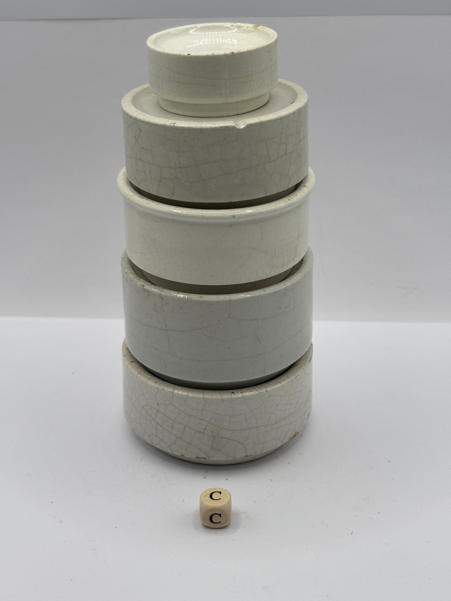 5 pot lid bases/risers/stackers (C)