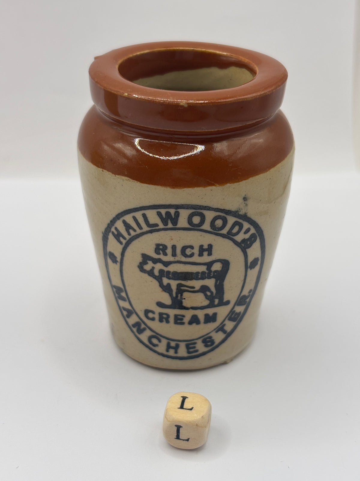 Old advertising cream pot, Hailwoods Manchester (L)