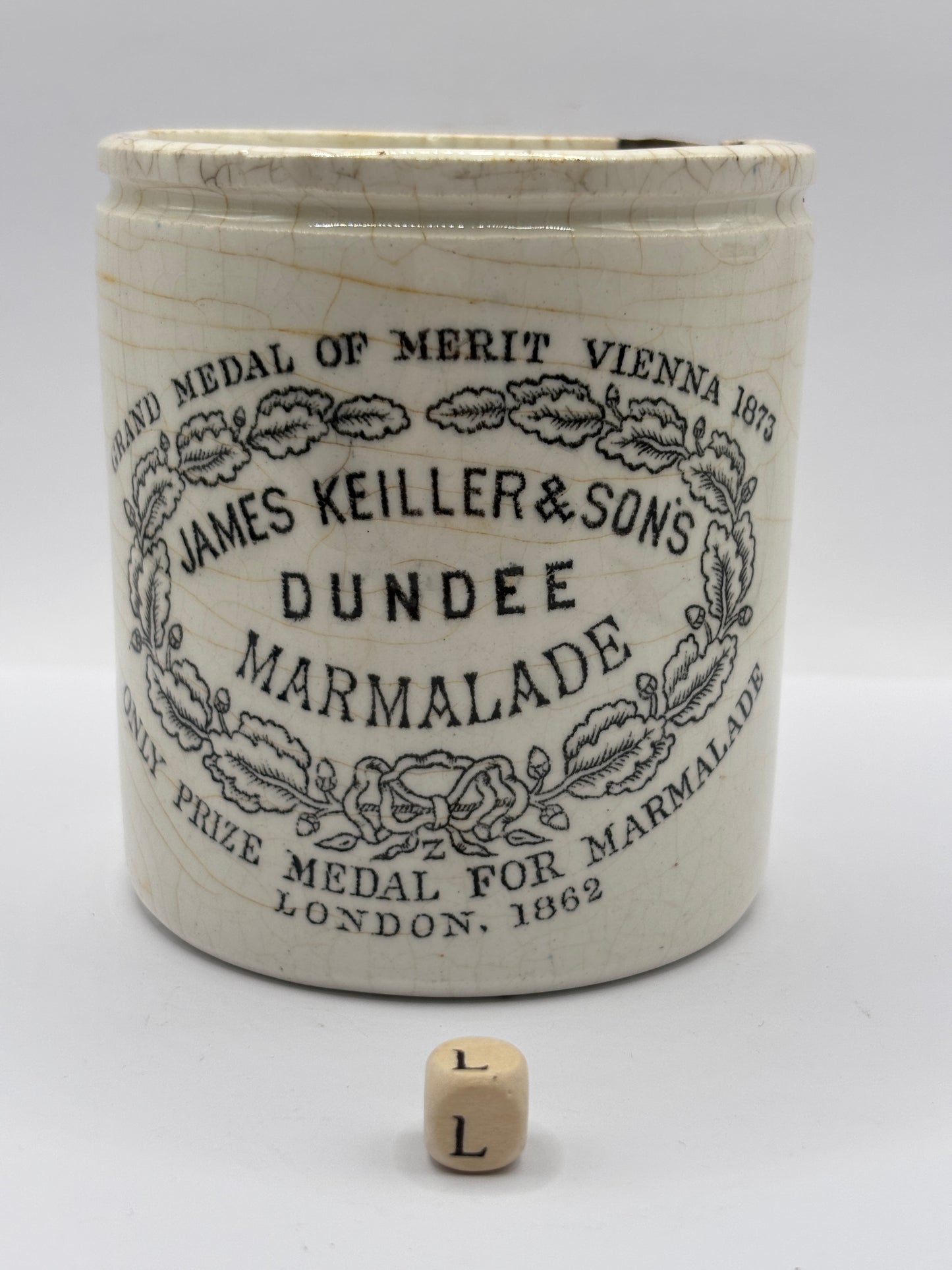 Old 1lb James Keiller Dundee marmalade jar. Chipped (L)