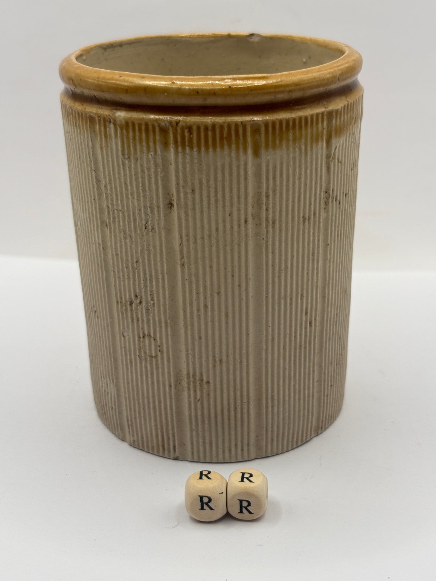 Old 1lb brown top ribbed stoneware jam pot (RR)