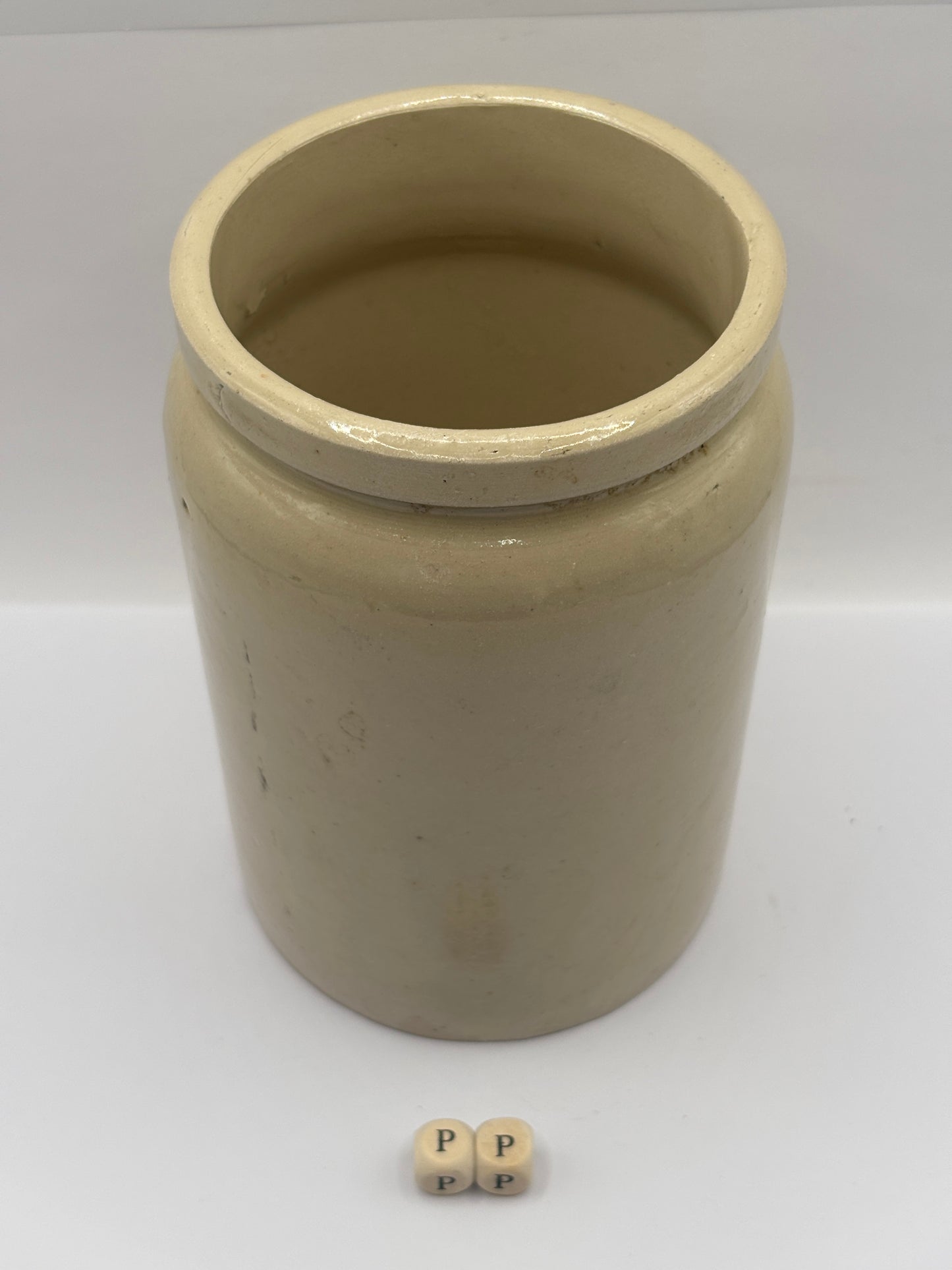 Old 2lb rolled top stoneware jam pot (PP)