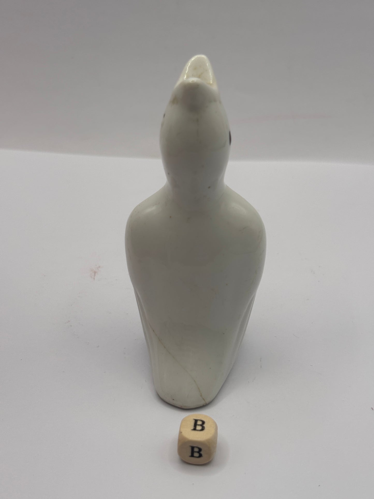 Old bird pie funnel (B)