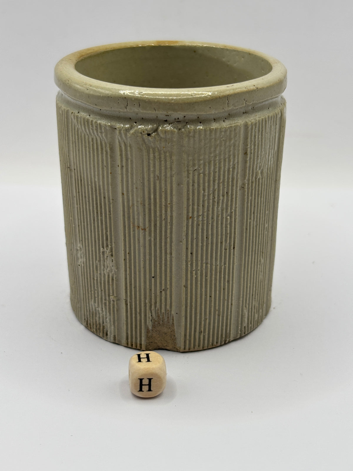 Old small ribbed stoneware jam pot (H)