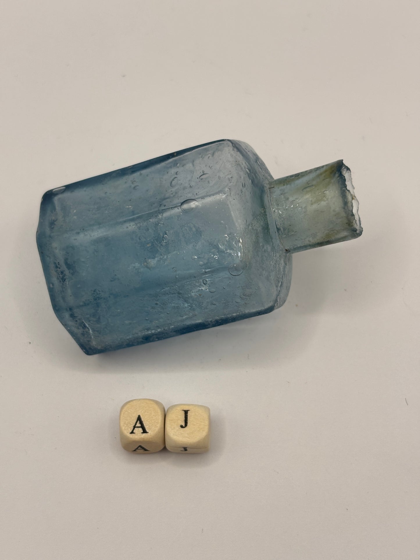 Old crusty blue glass inkwell, tipper ink, ink bottle, penny ink (AJ)