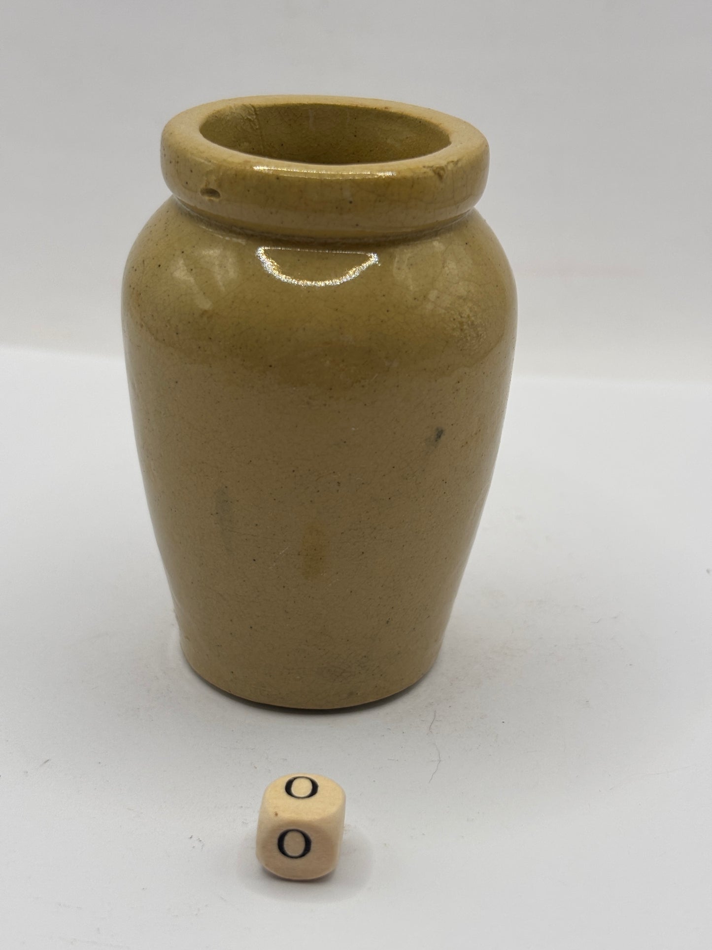 Old advertising cream pot, Manchester creamery Hailwoods (o)