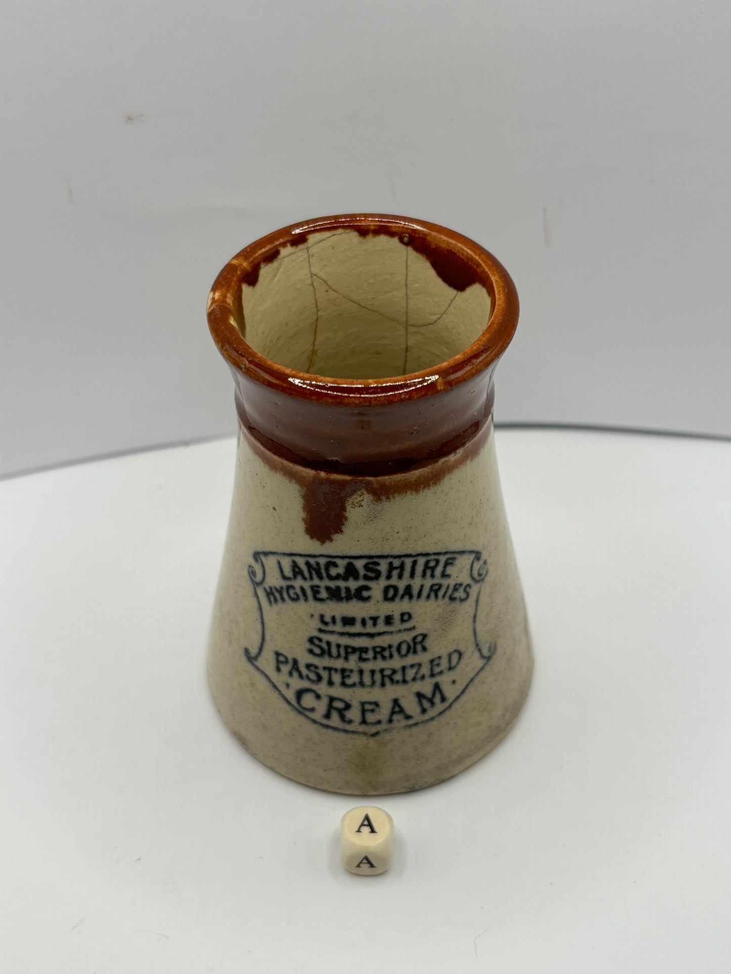 Old Lancashire hygienic dairies cream pot, Damaged (A)