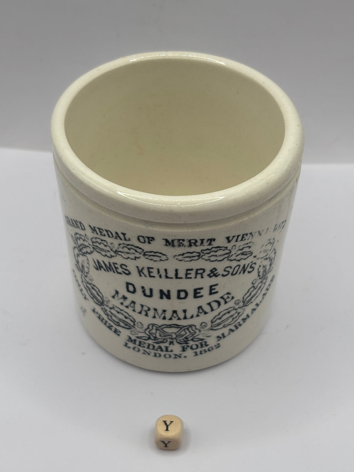Old 1lb stoneware marmalade pot, James Keiller Dundee marmalade (y)
