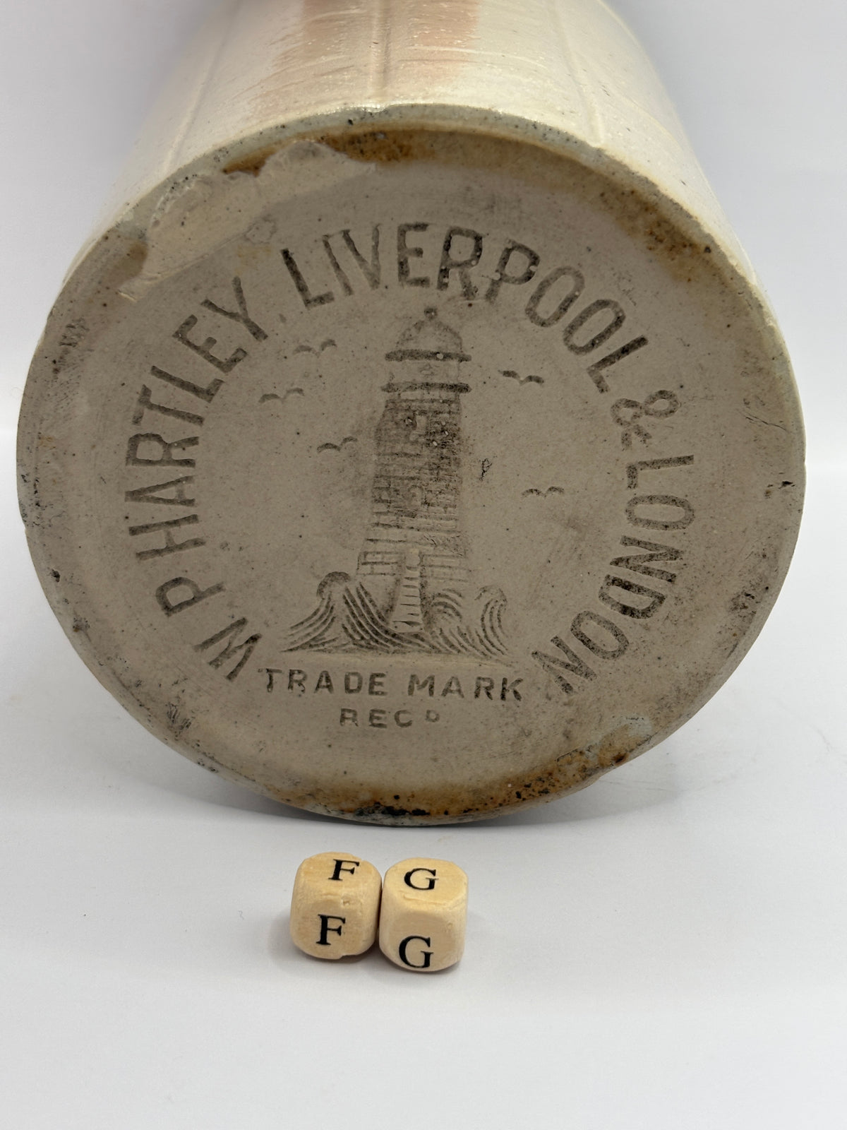 Old 2lb ribbed stoneware jam pot (FG) Hartleys