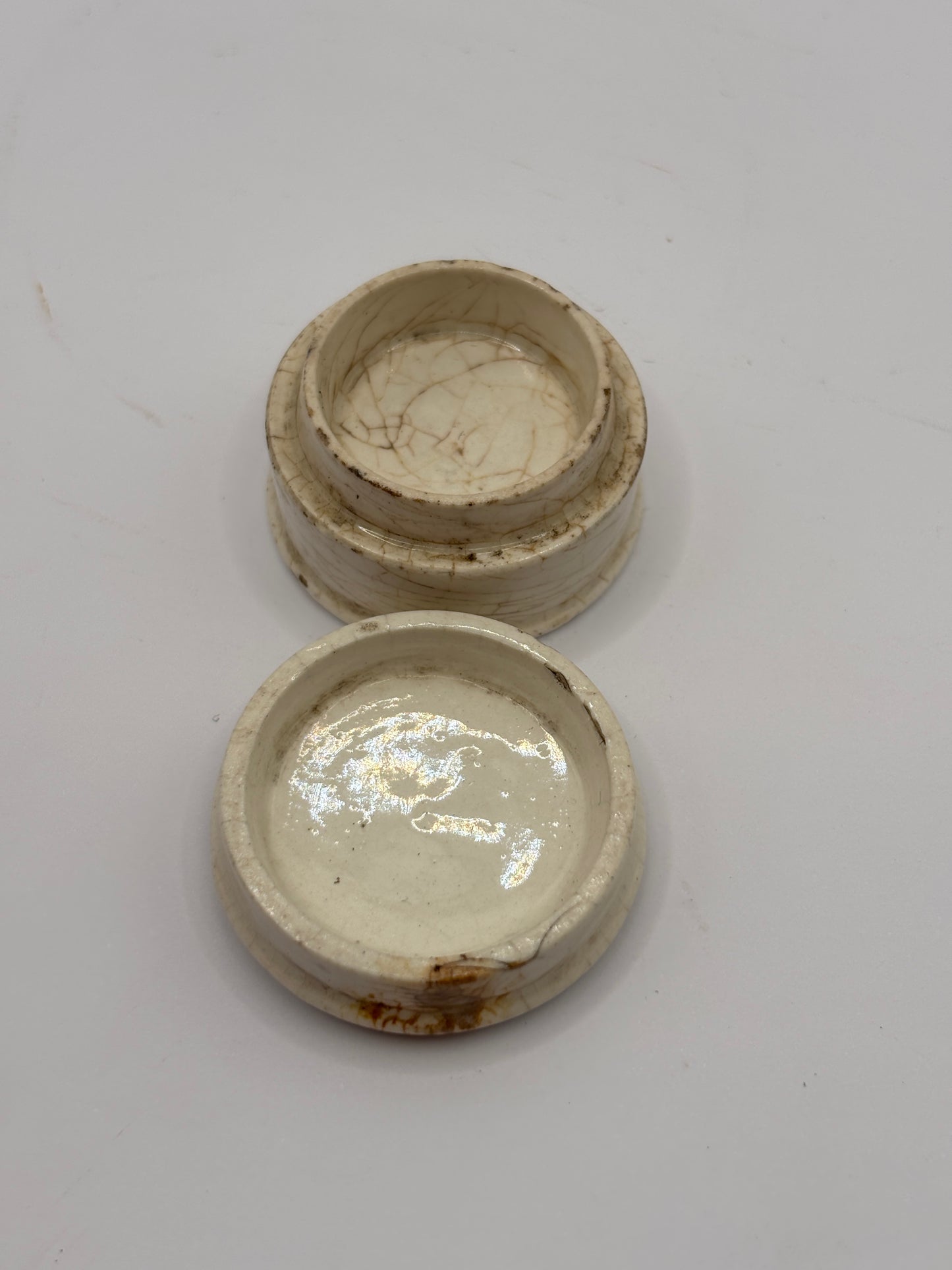 Old miniature pot lid and base