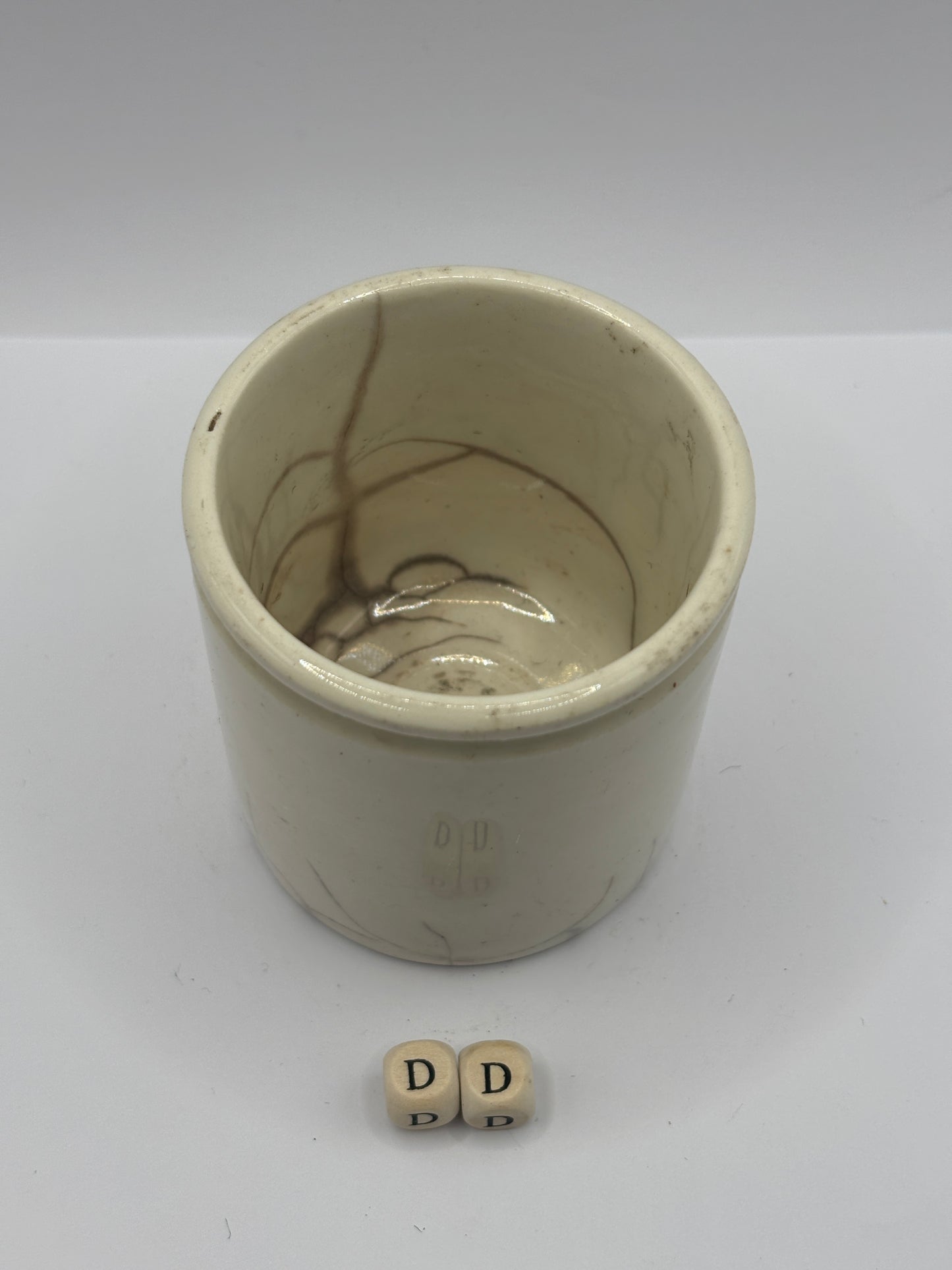 Old chunky stoneware pot (DD)