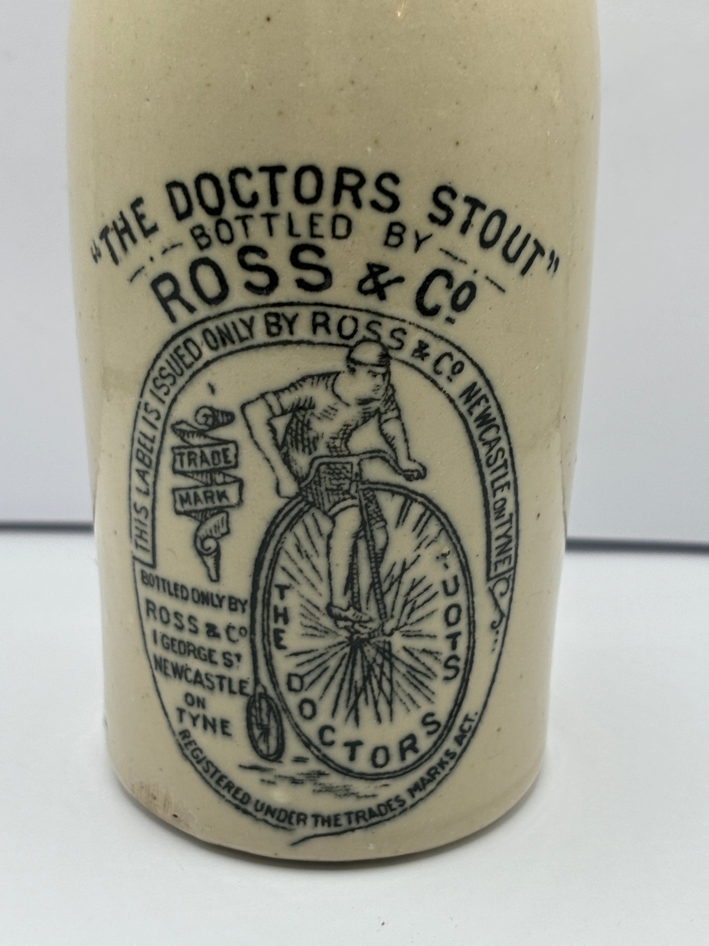 Old Newcastle on tyne stout bottle, The doctors stout, Ross & Co