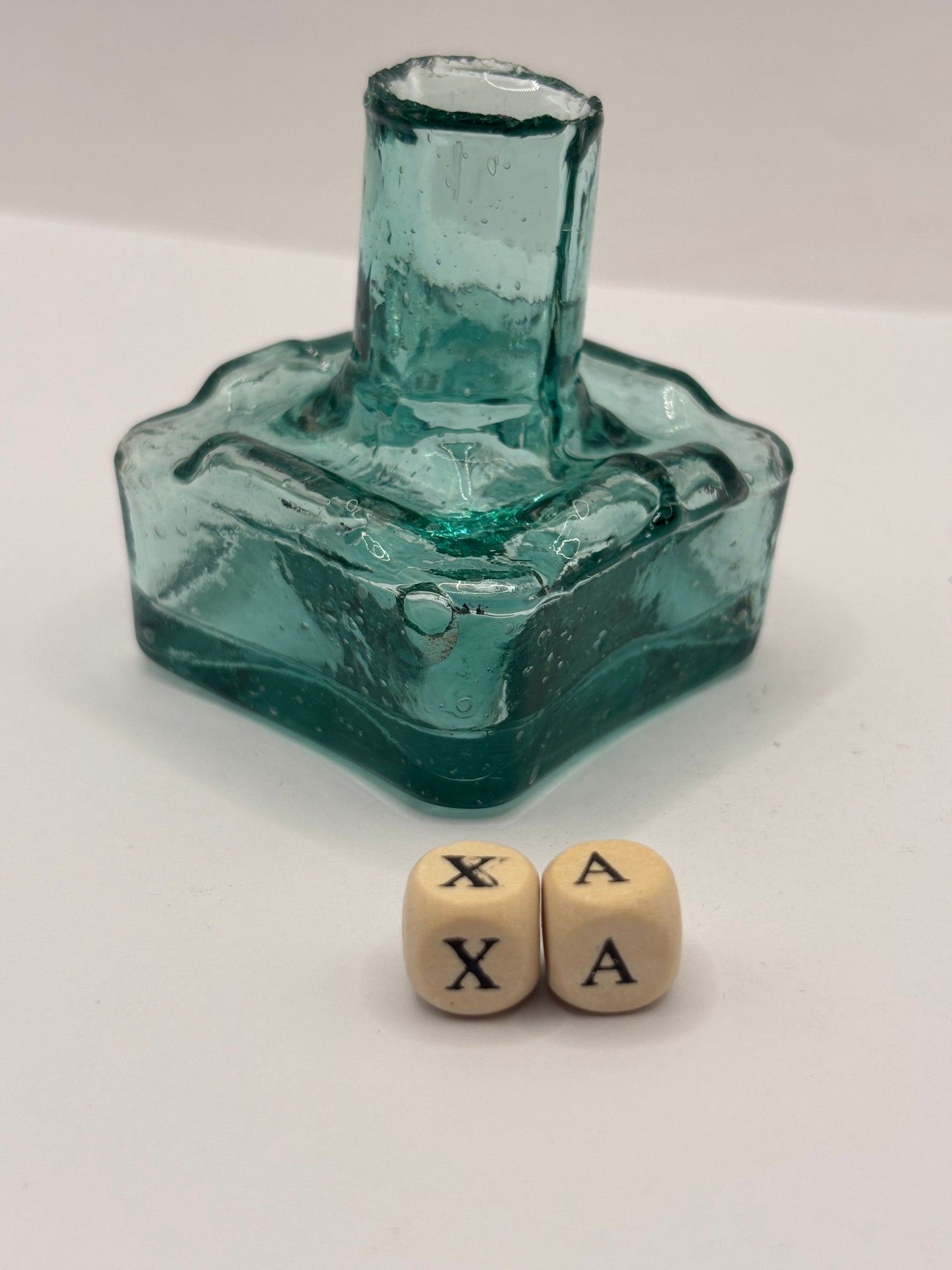 Old dark aqua glass inkwell, ink bottle. Penny ink (xa)