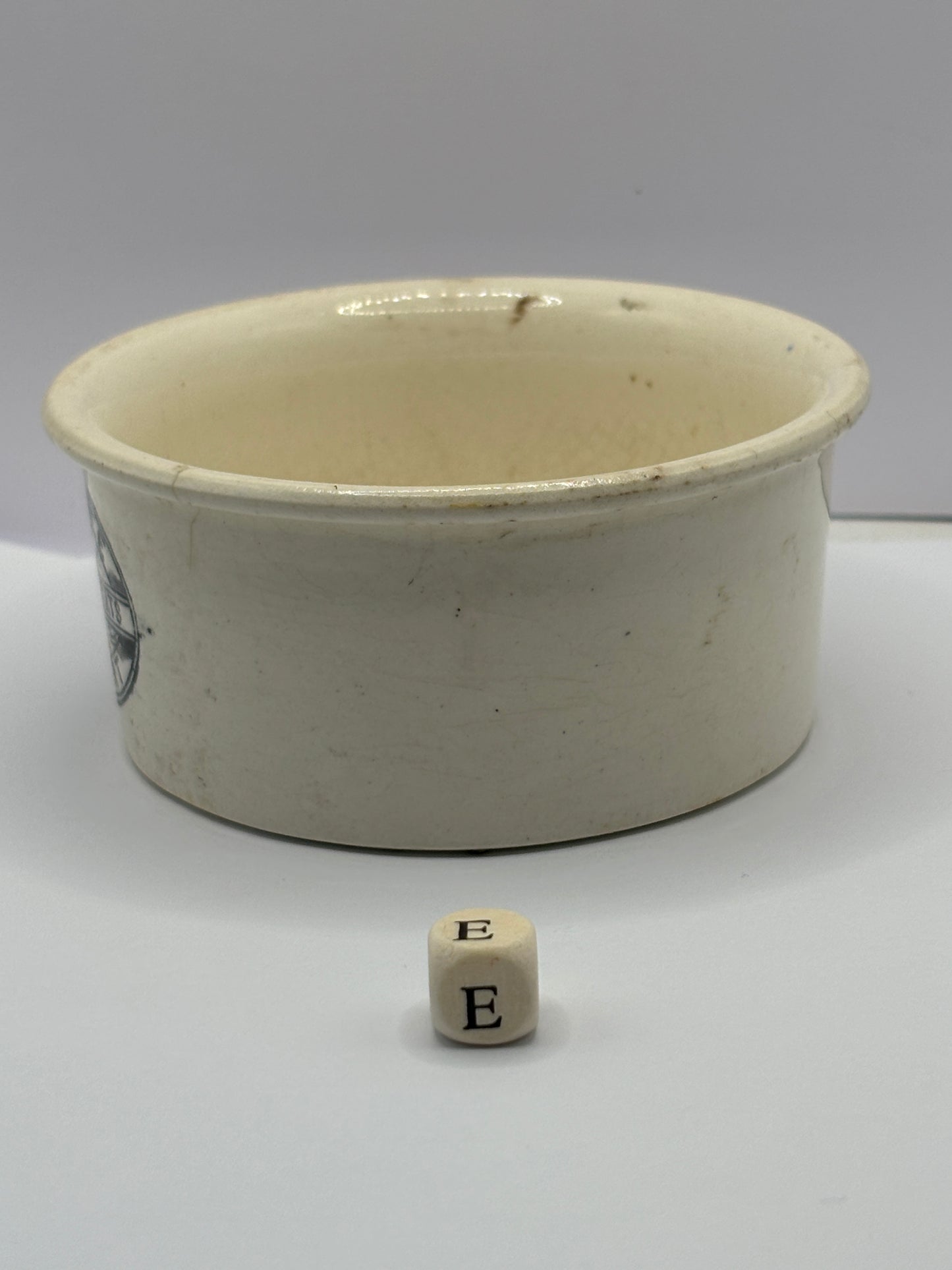 Plumtree home potted meats advertising pot. Damaged (e)