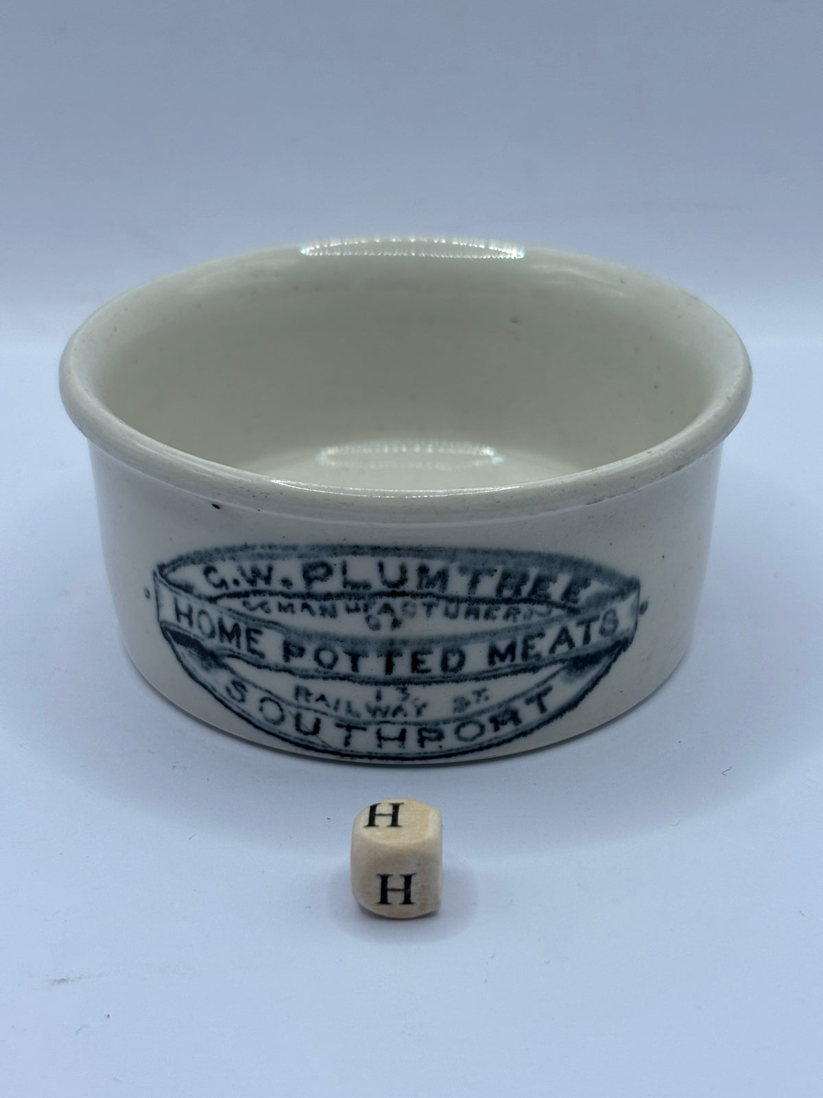 Old advertising meat paste pot, Plumtree home potted meats (H)