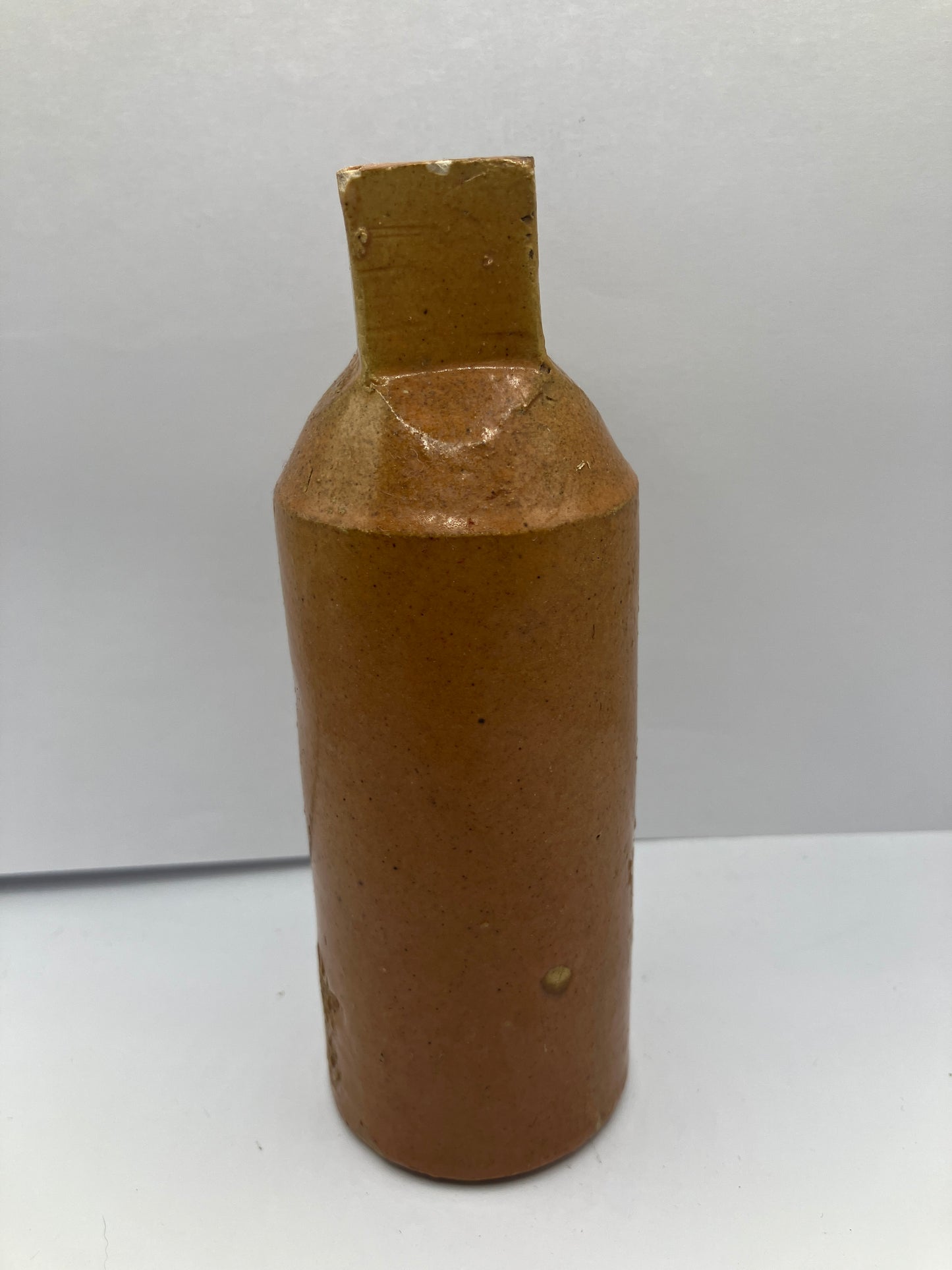 Square necked pouring ink bottle