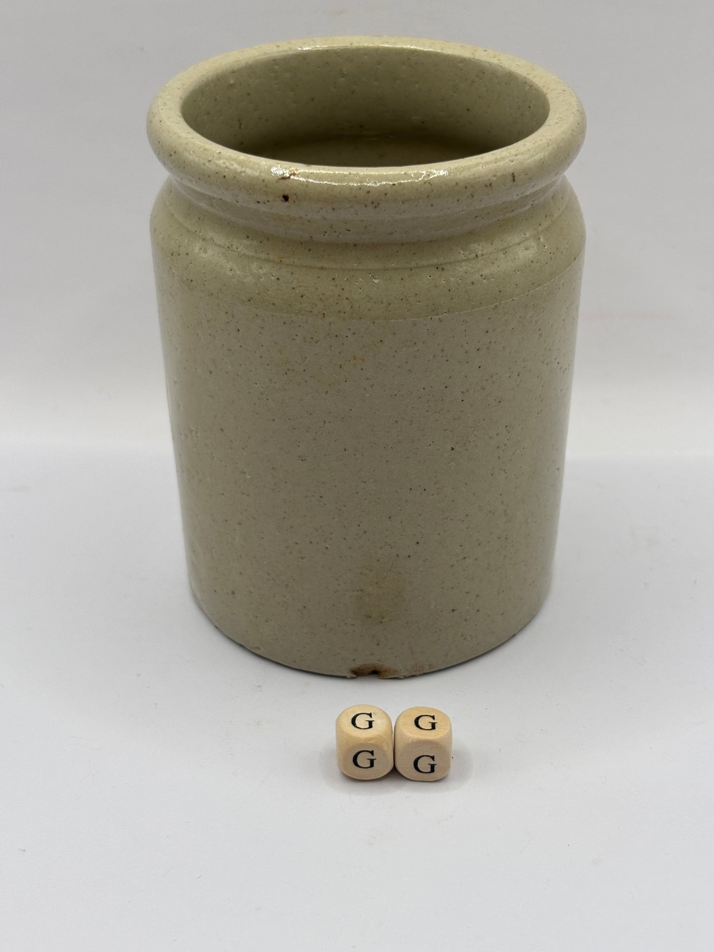 Old 1lb rolled top stoneware jam pot (GG) Golden shred brand