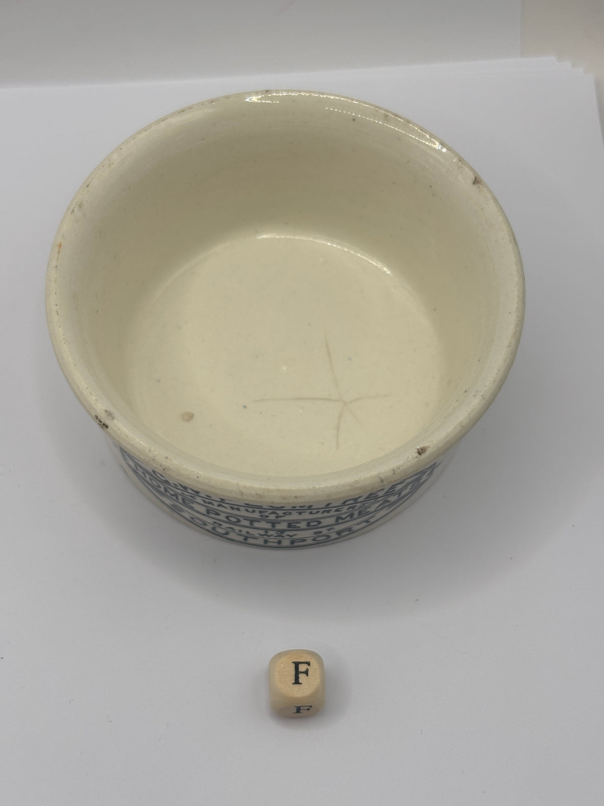 Old advertising meat paste pot, Plumtree home potted meats (F)