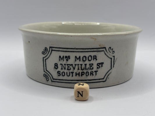 Old Mrs Moors advertising meat paste pot (N) large size
