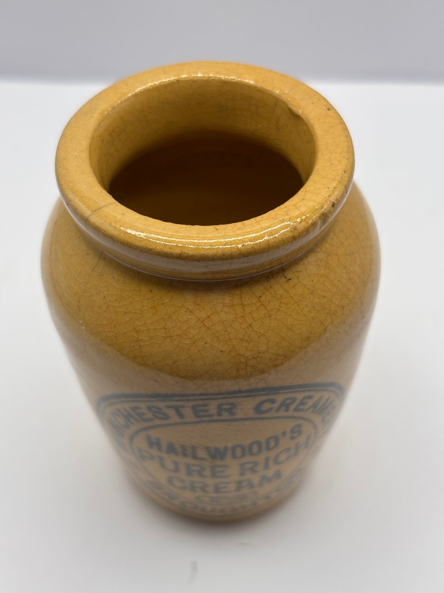 Old Manchester advertising cream pot, Hailwoods pure rich cream
