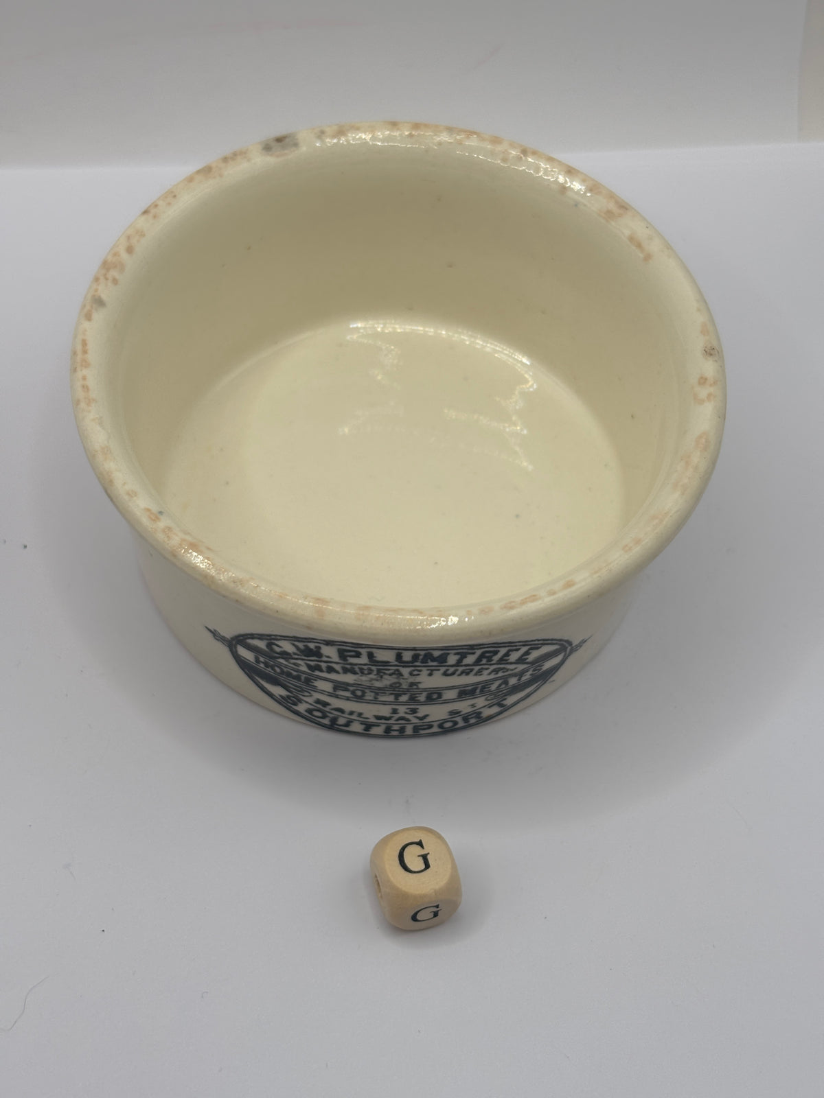 Old advertising meat paste pot, Plumtree home potted meats (G)