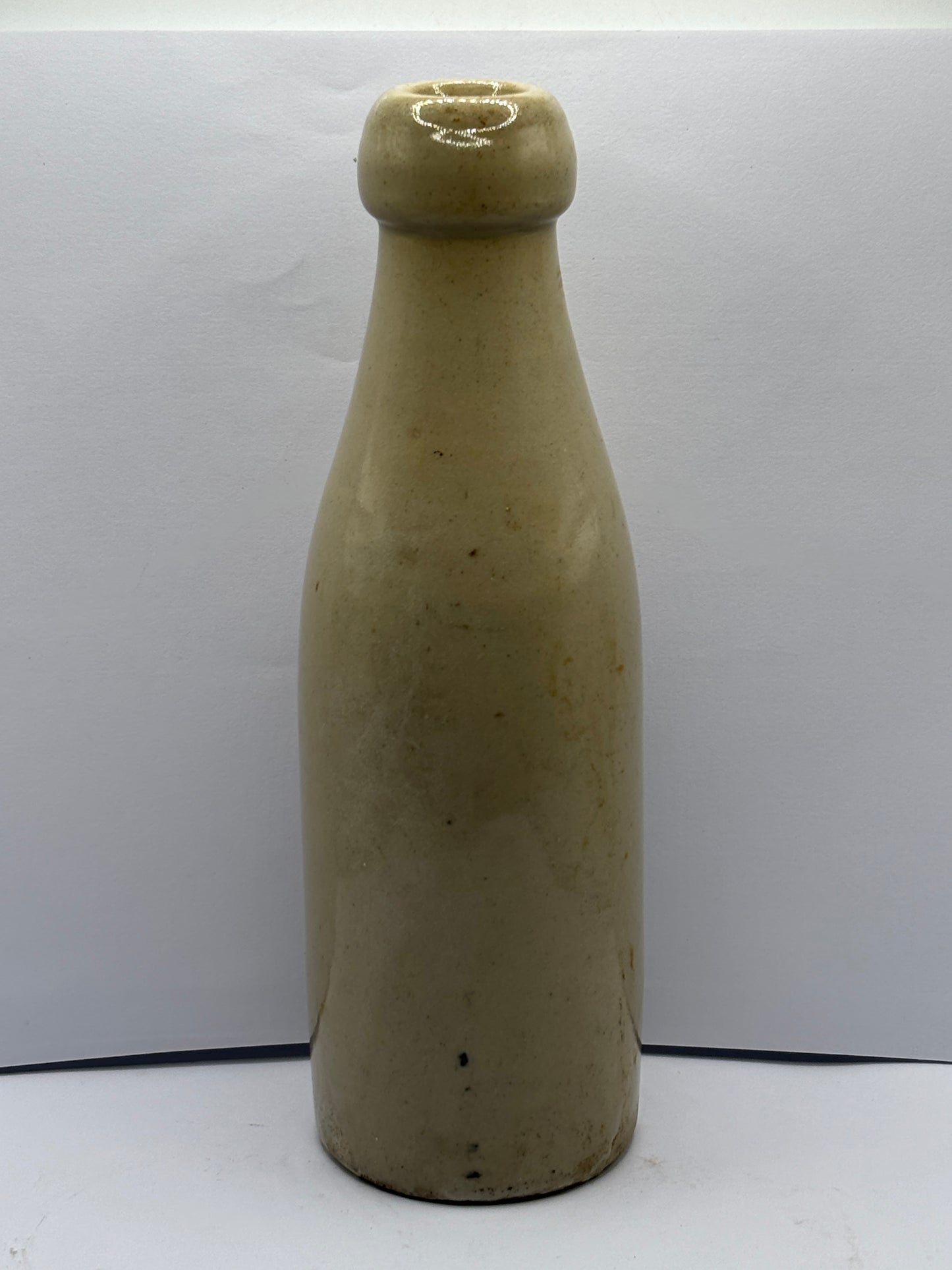 White stoneware ginger beer bottle, Bagdale whitby