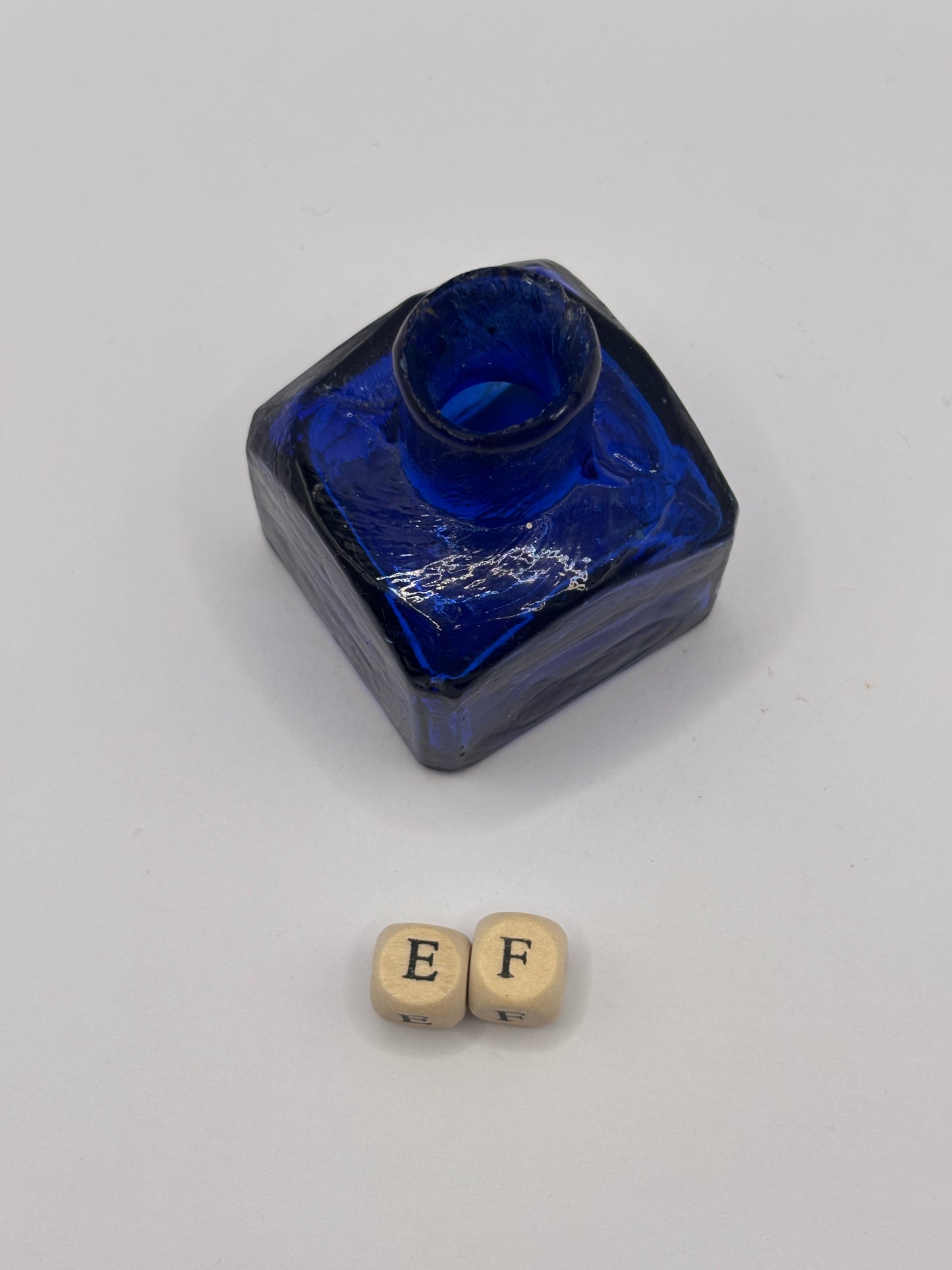 Old cobalt blue glass ink bottle, inkwell, penny ink (EF)