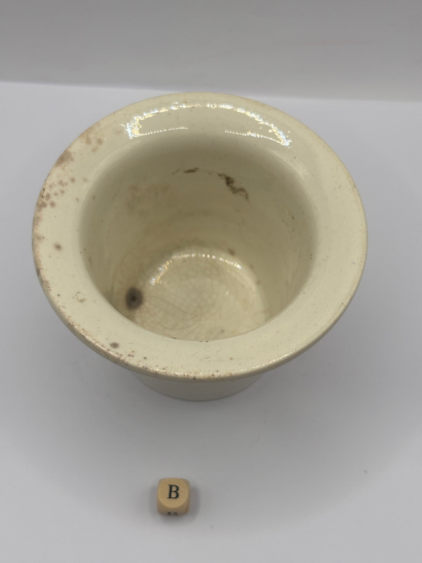 Old stained & crazed jar/container/dish (B)