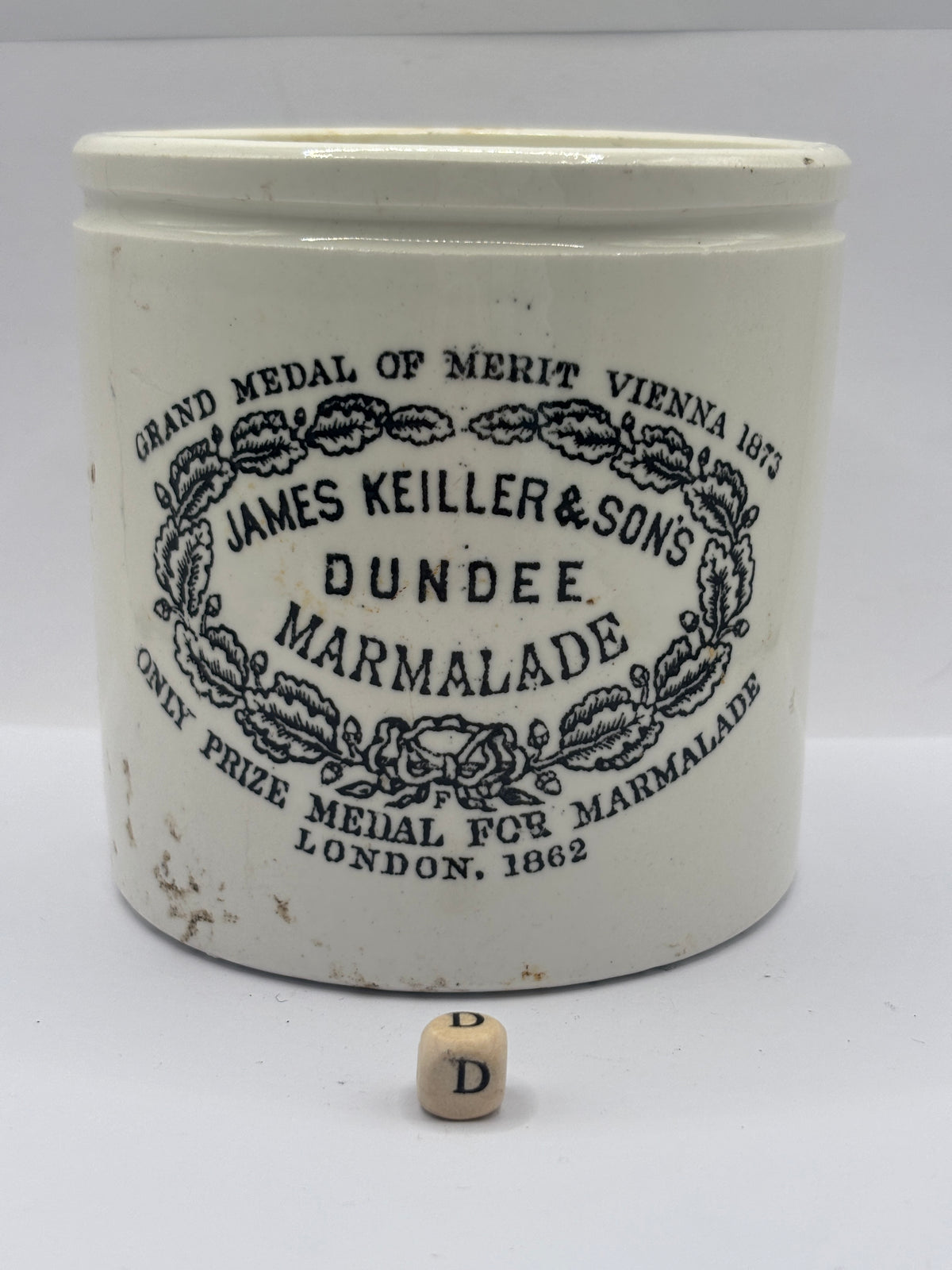 Old 2lb stoneware marmalade pot, James Keiller Dundee marmalade (D)