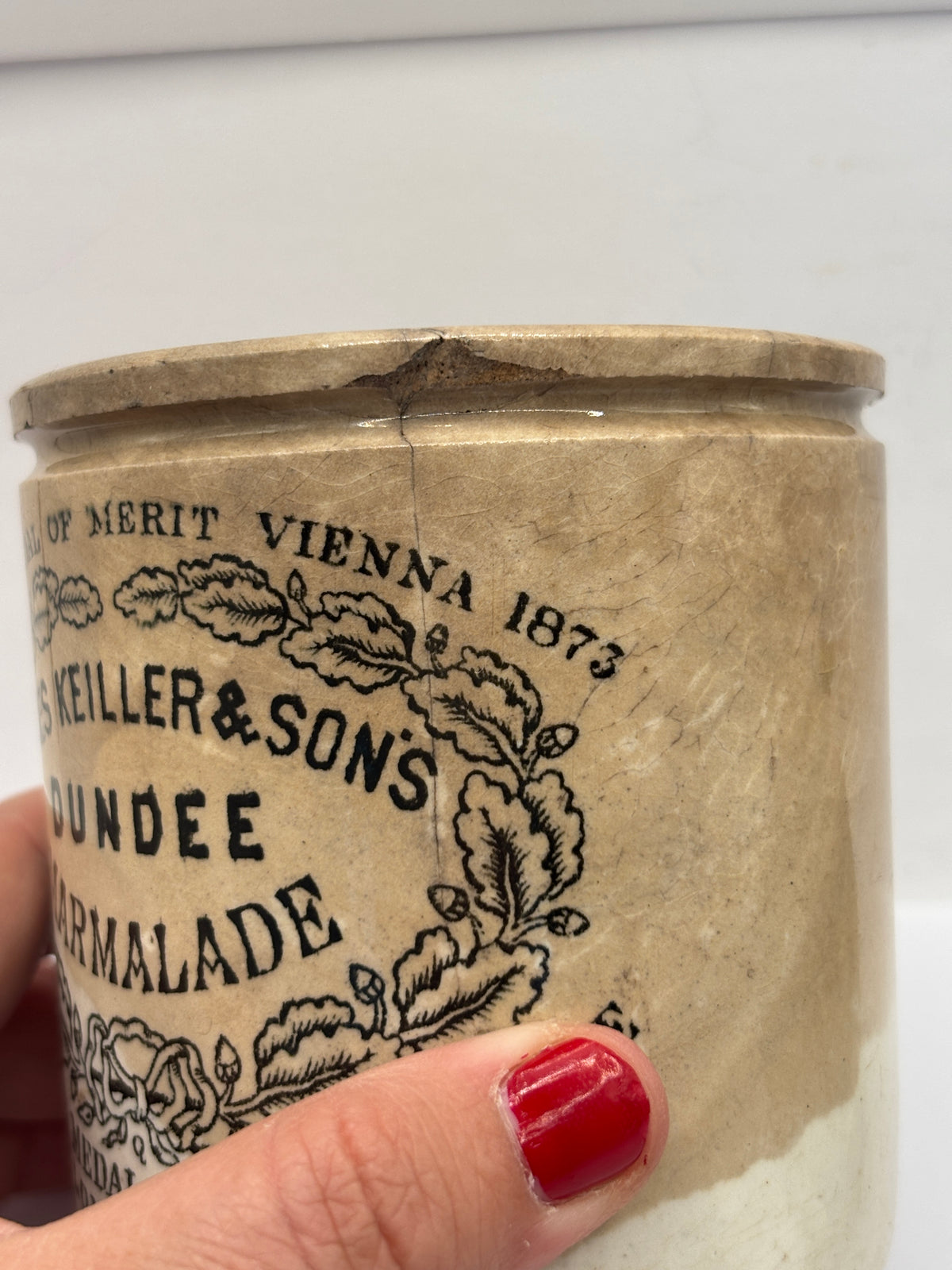 Old 1lb stoneware marmalade pot, James Keiller Dundee marmalade (B)