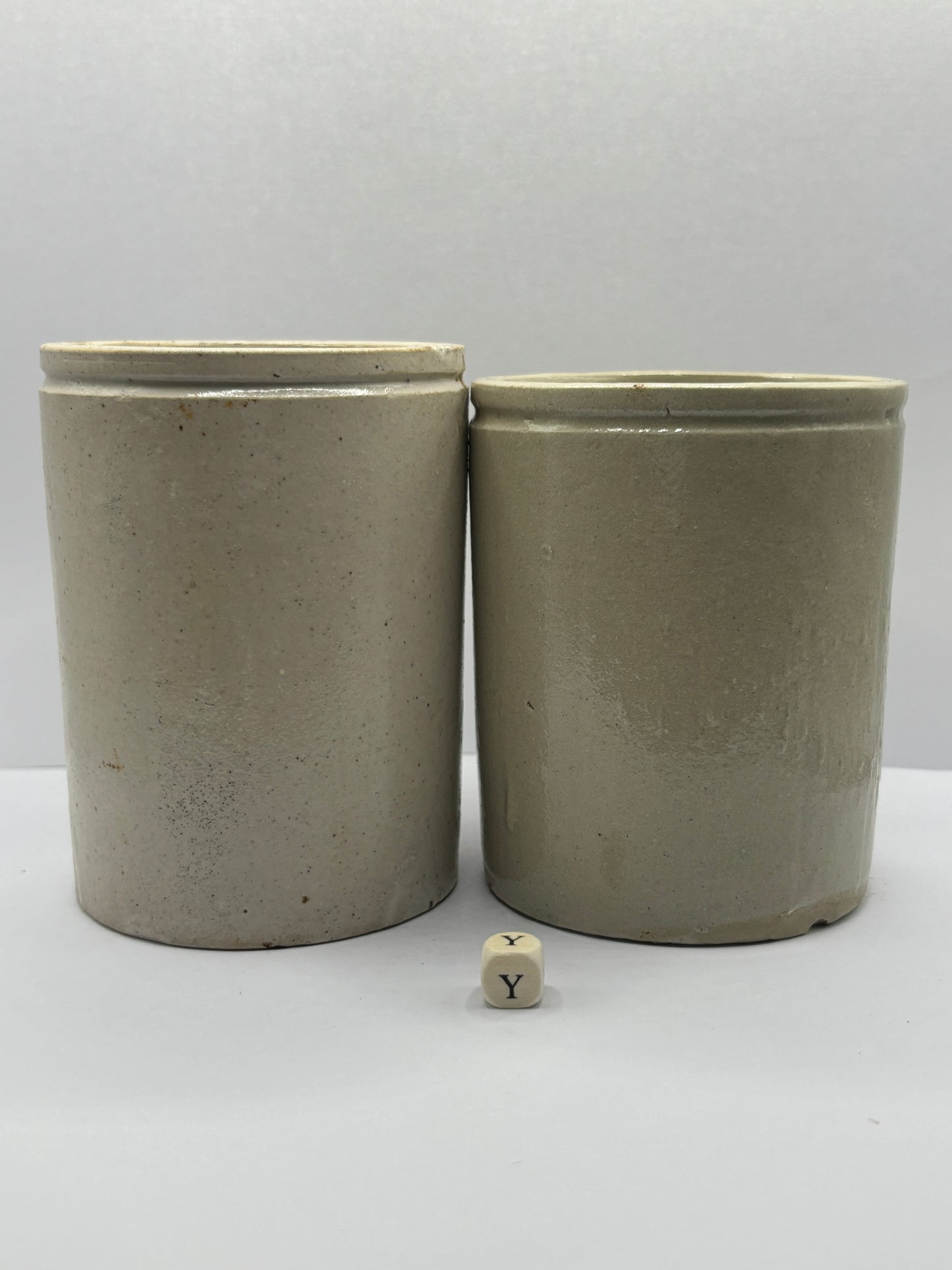 2 old stoneware jam pots (Y)