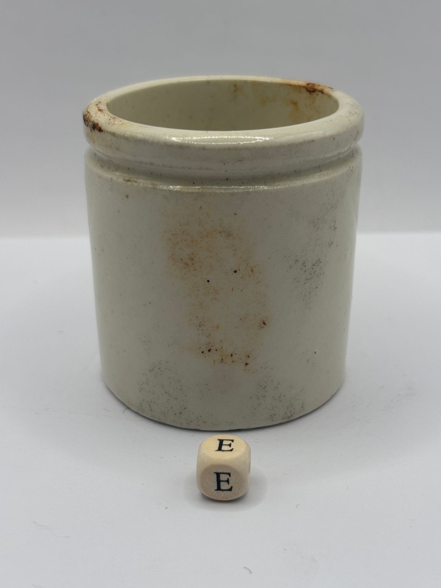 Old small chunky stoneware pot (E)
