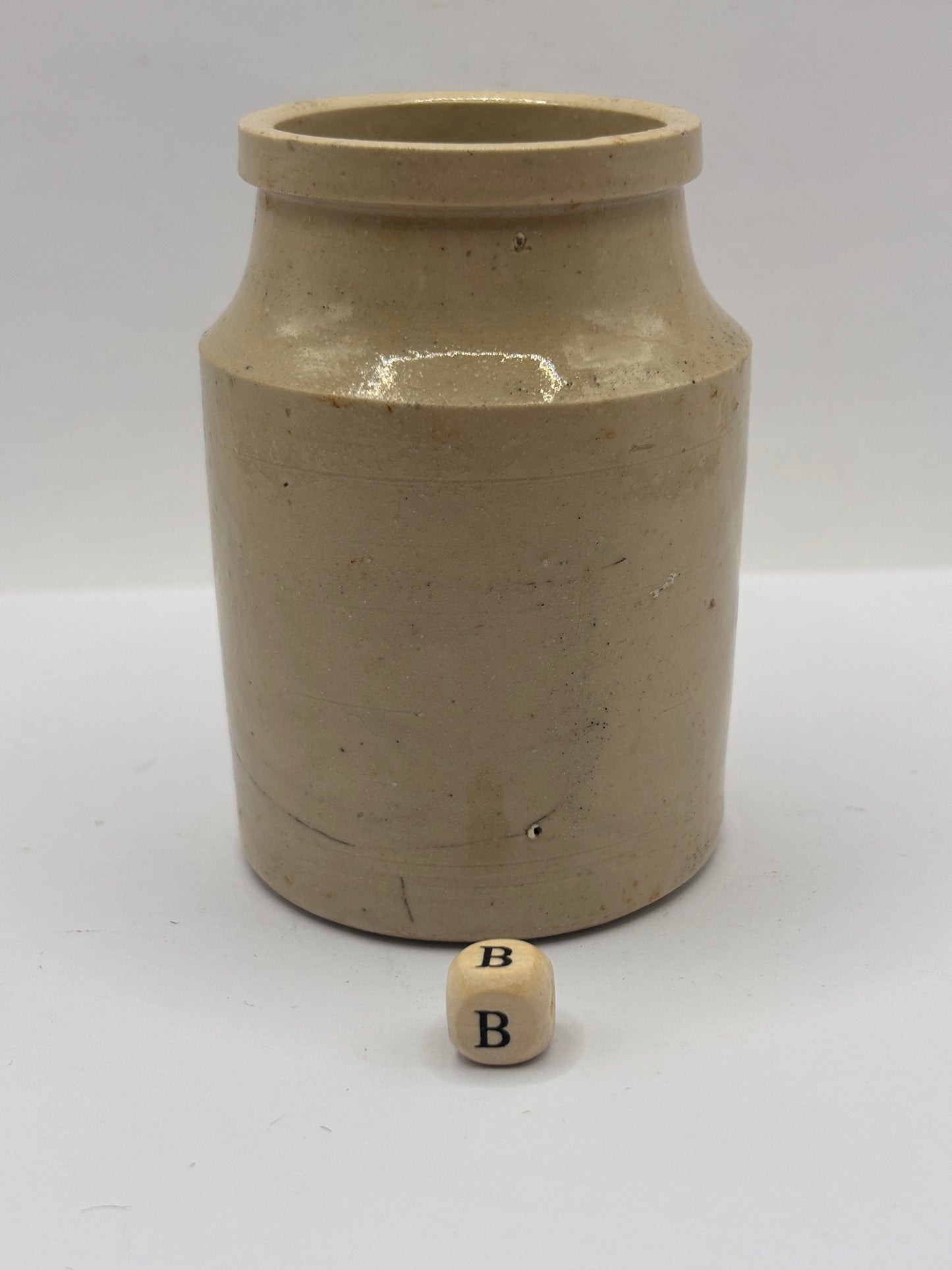 Old white stoneware jar, mustard pot. (B)