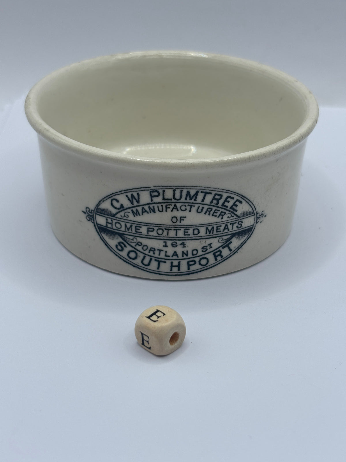 Old advertising meat paste pot, Plumtree home potted meats (E)