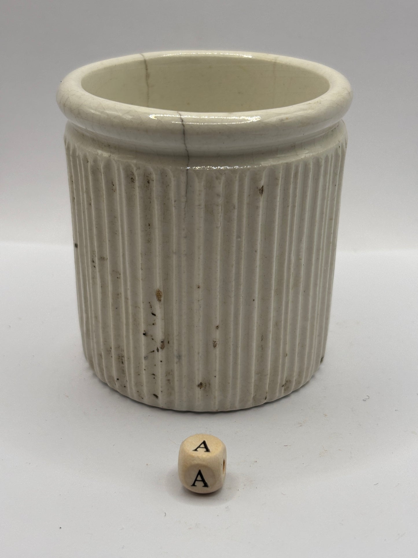 Early ribbed stoneware jam & marmalade pot (a)