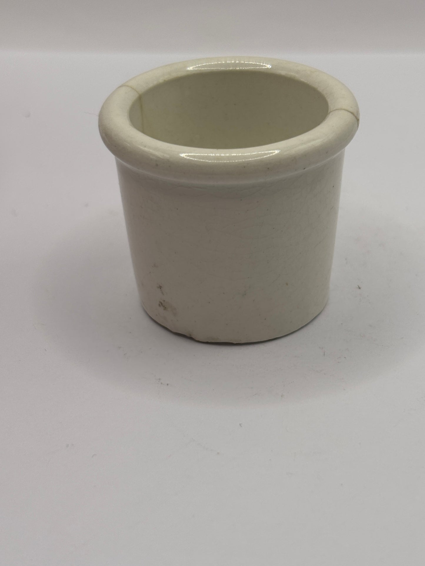 Old early advertising ointment pot, Handyside ointment