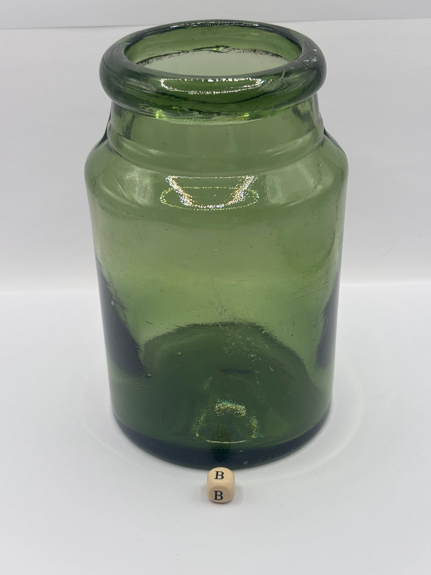 Old 2lb dark green glass pickle jar, rolled top (B) unusual colour