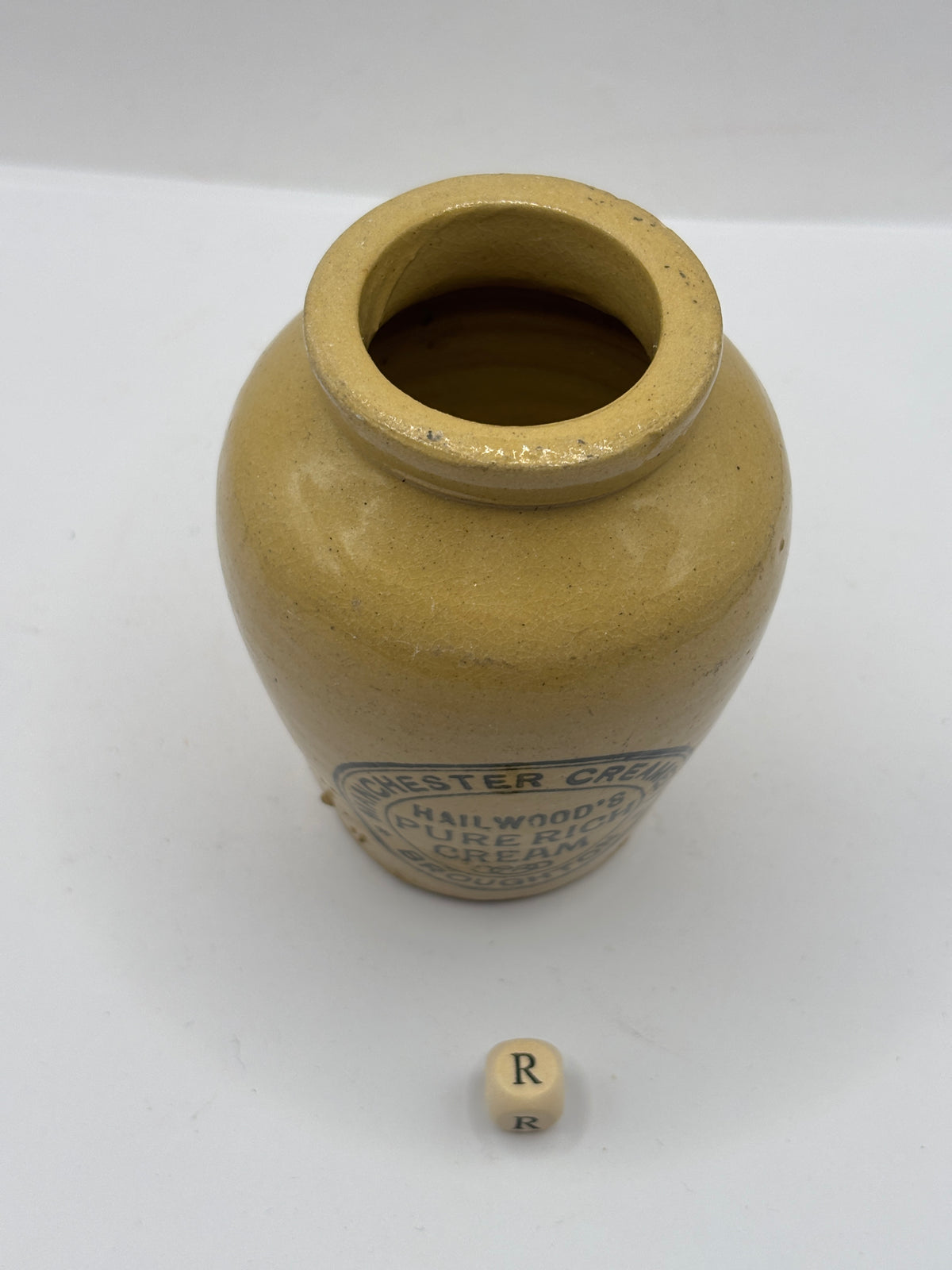 Old advertising cream pot, Hailwoods rich cream (R)