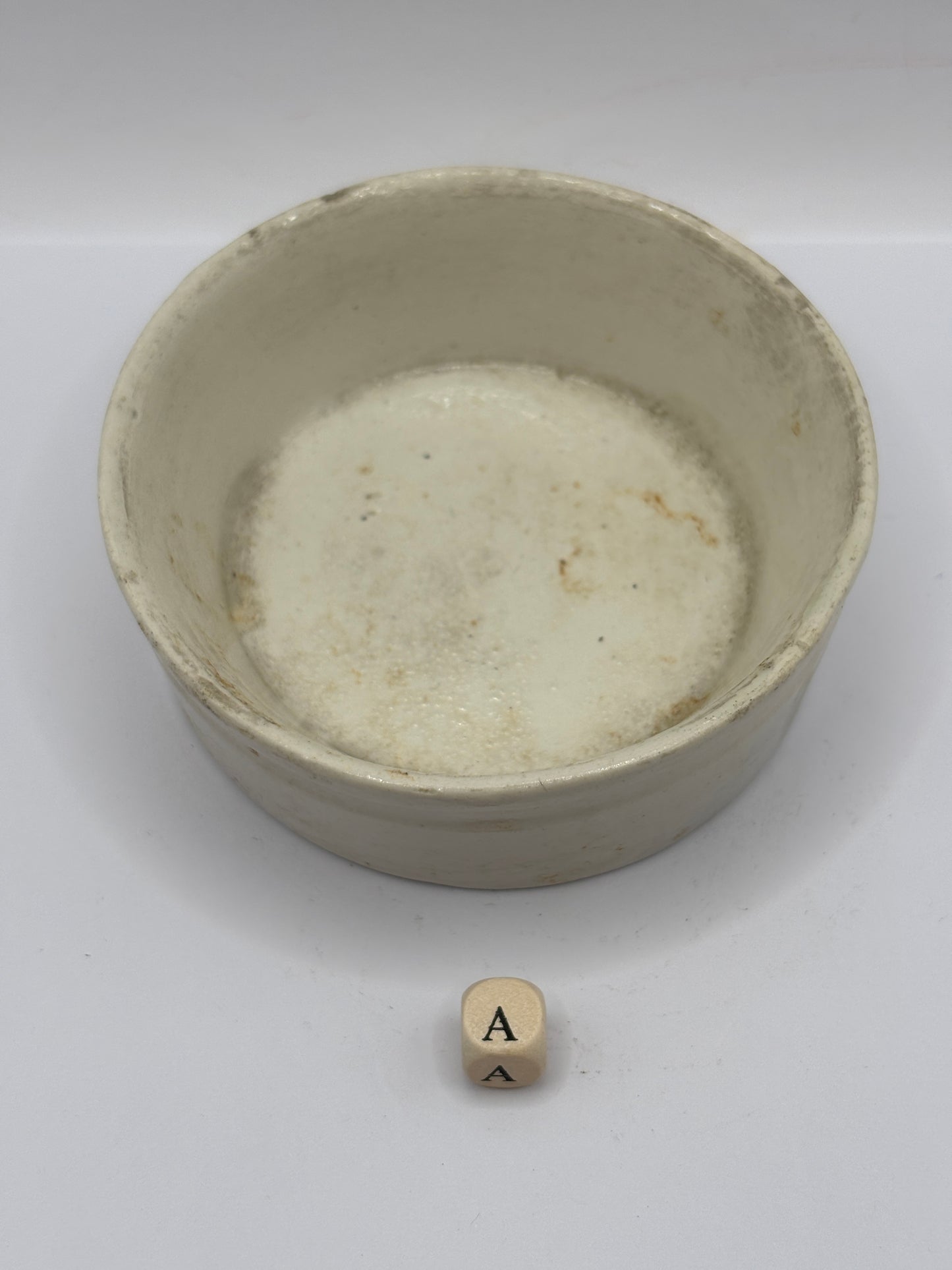 Old plain stoneware meat paste pot (a)